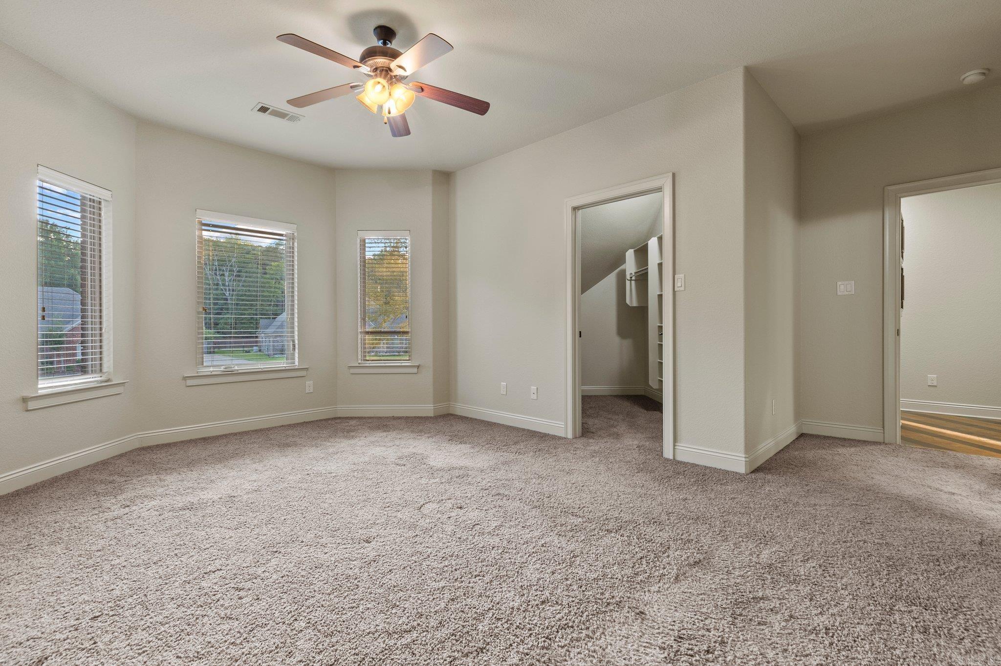 HURRICANE LAKE EST - Residential