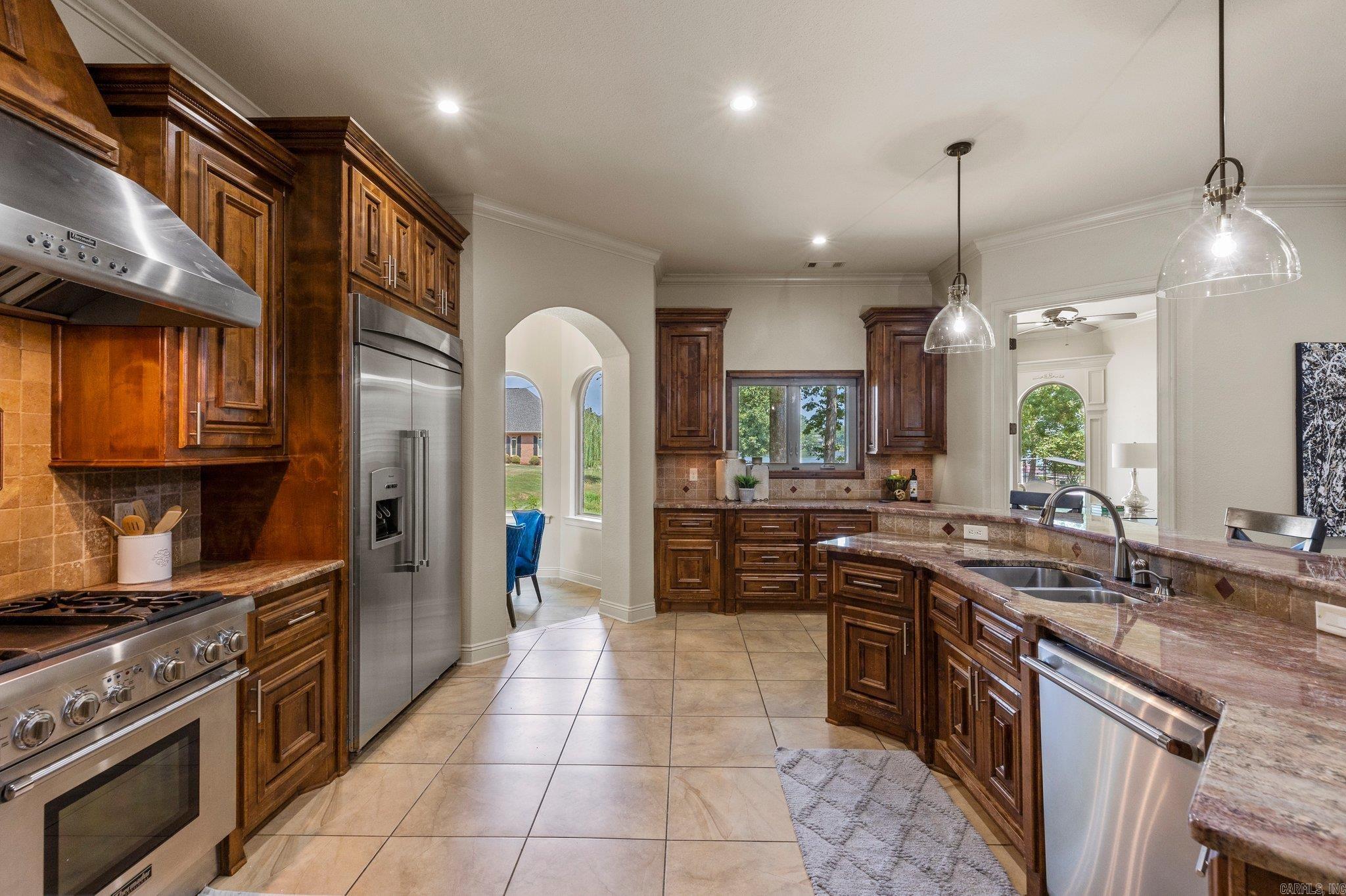 HURRICANE LAKE EST - Residential