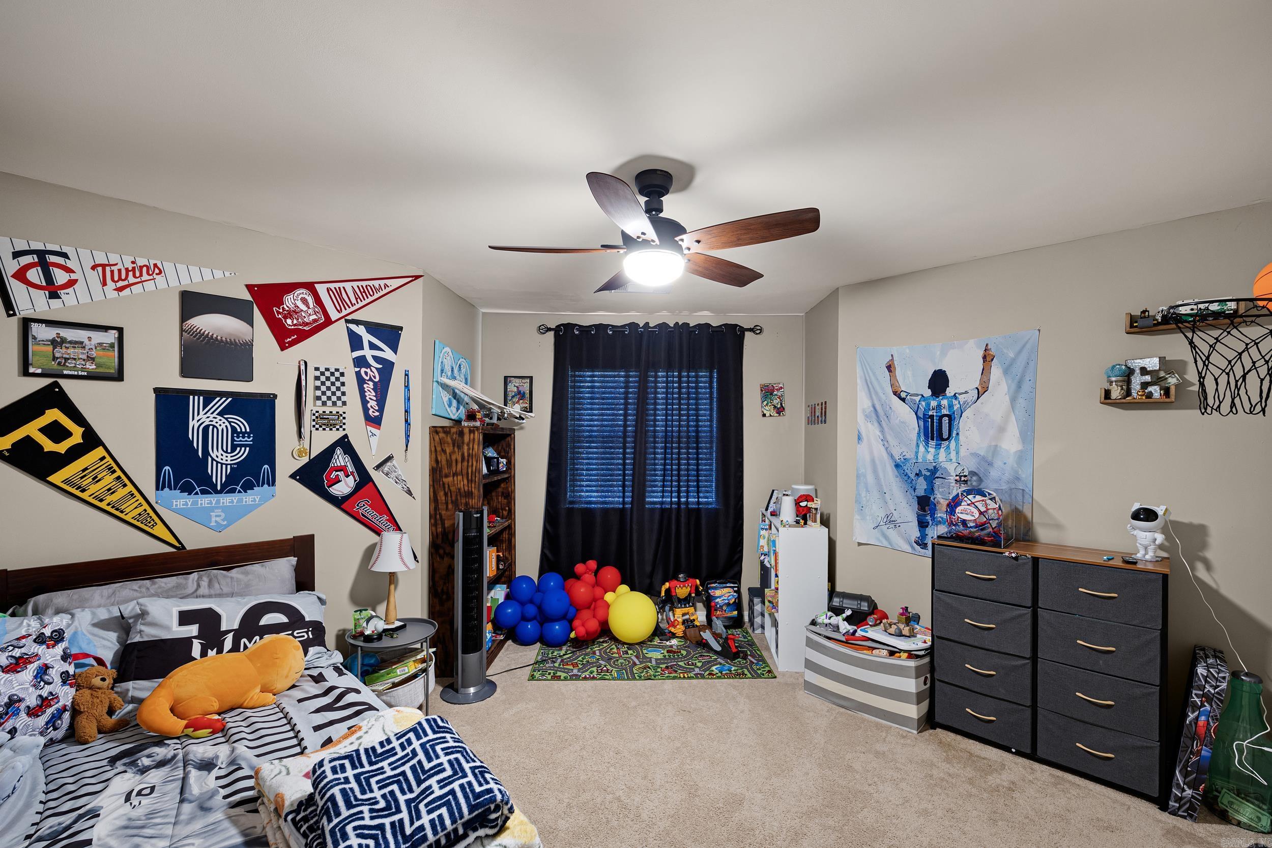 THE CENTER - Residential