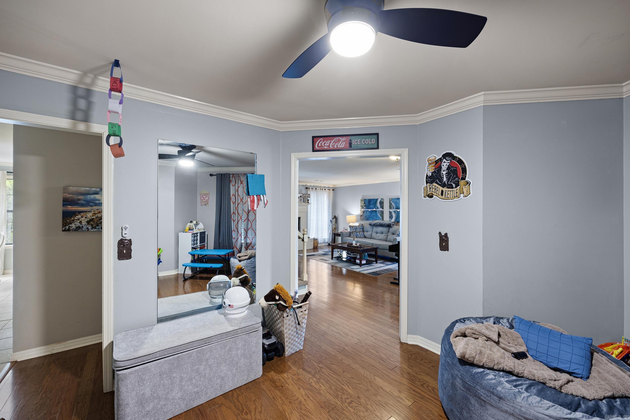 THE CENTER - Residential