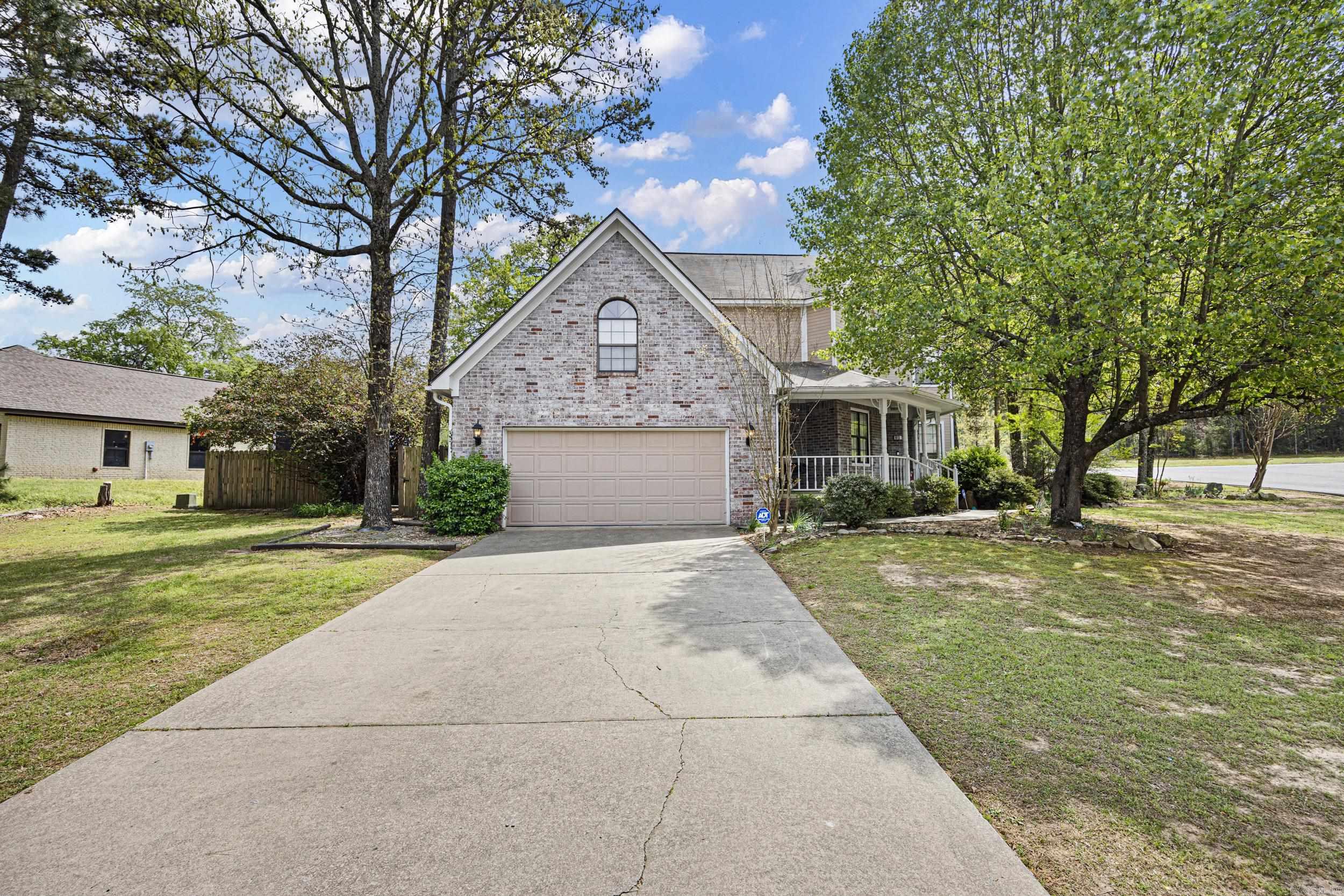 THE CENTER - Residential