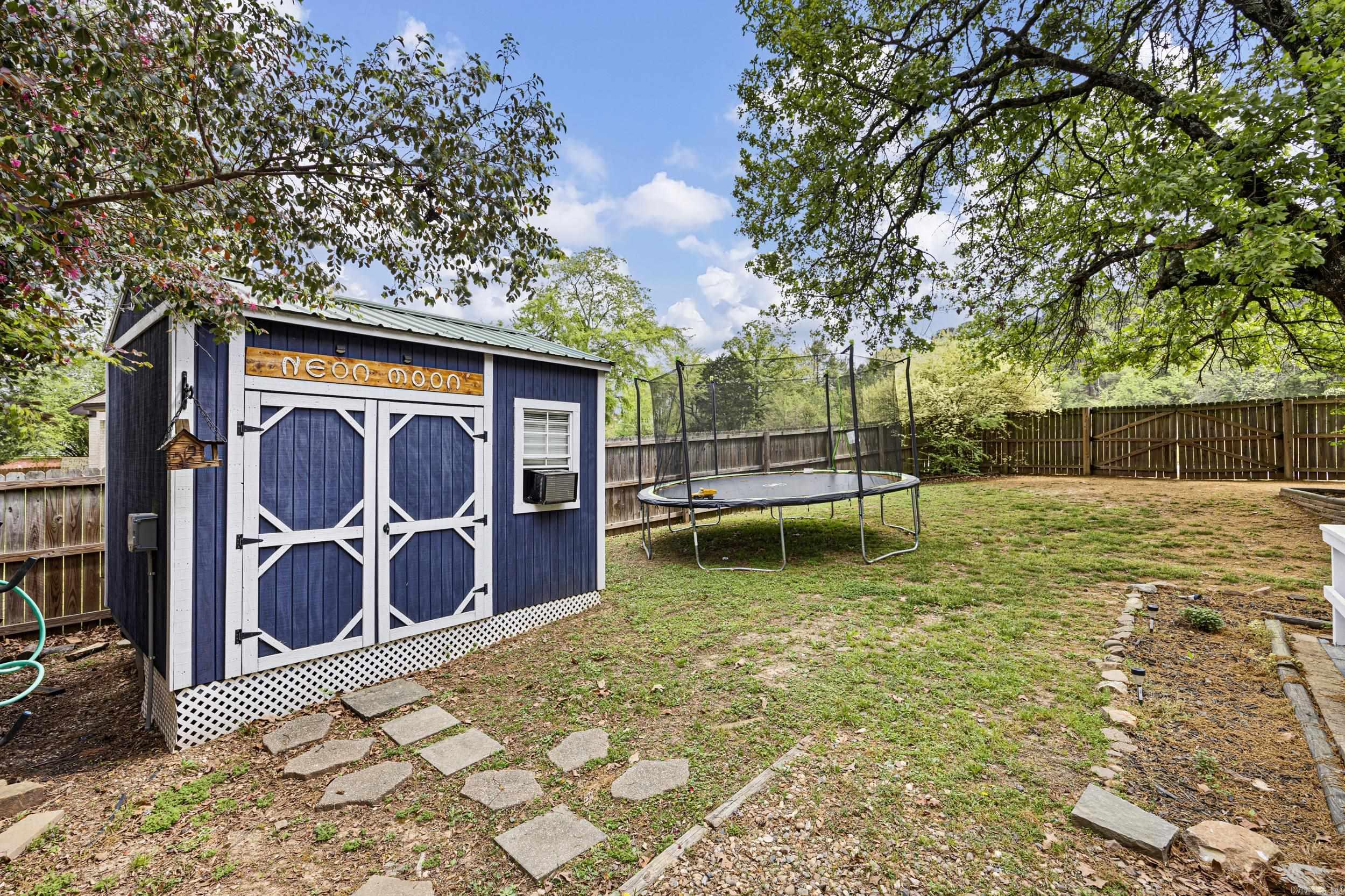 THE CENTER - Residential