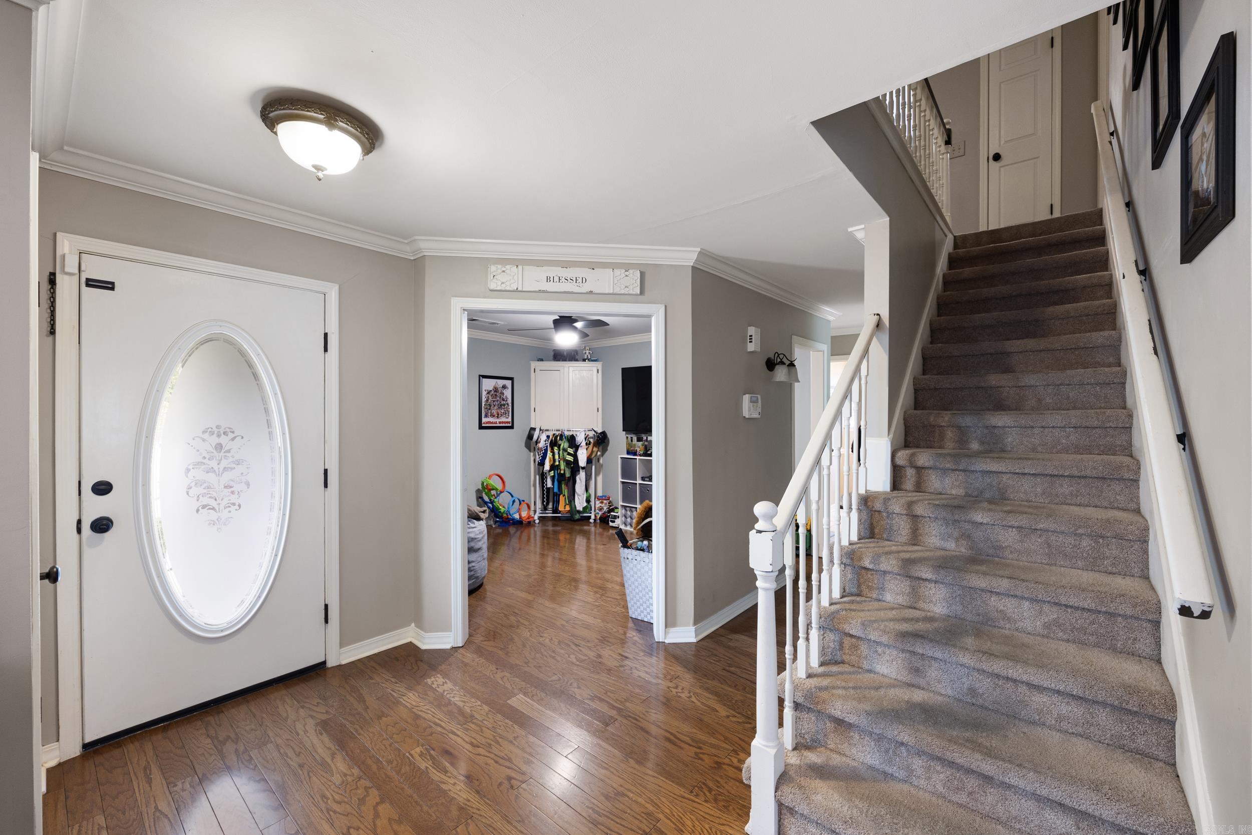 THE CENTER - Residential