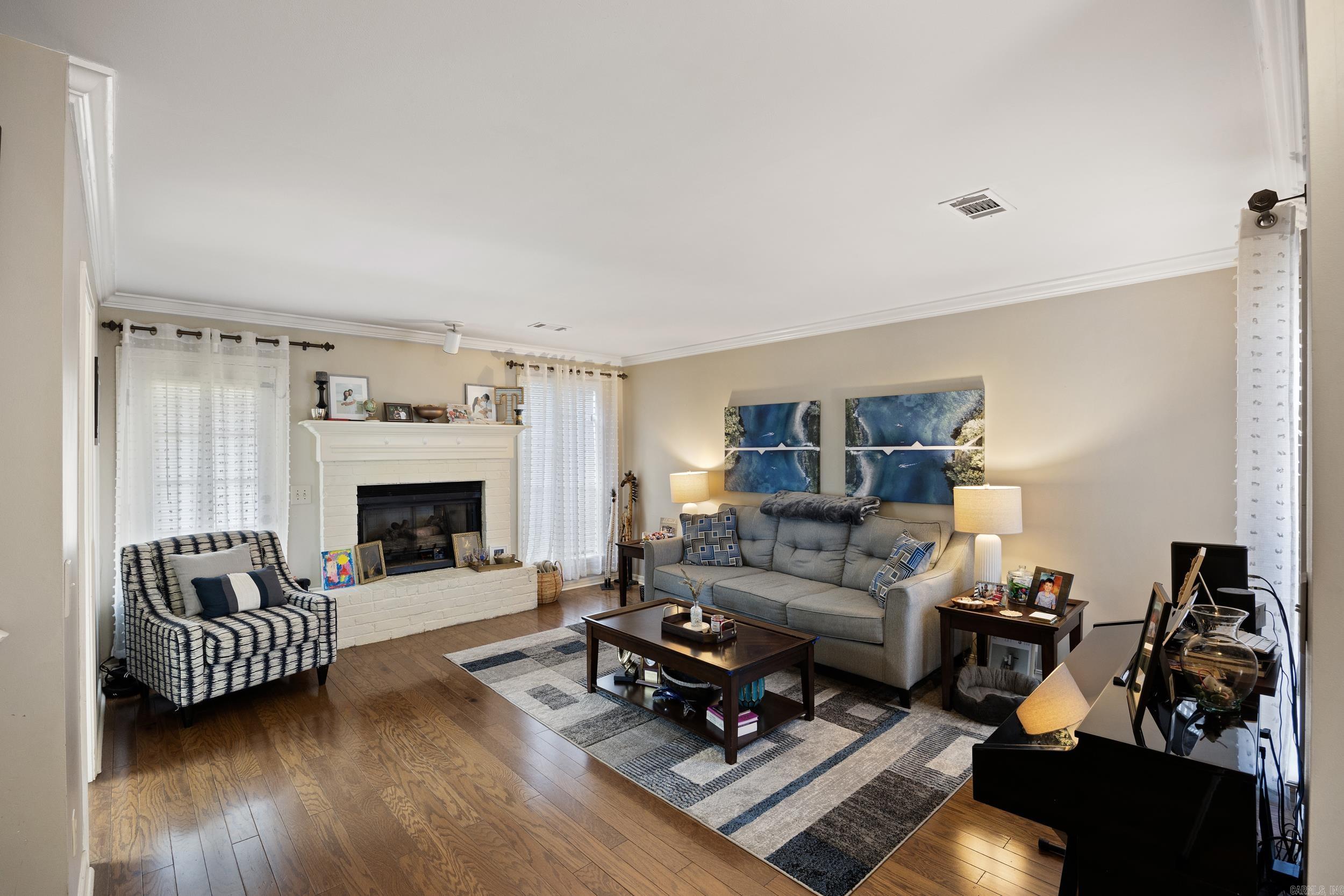 THE CENTER - Residential