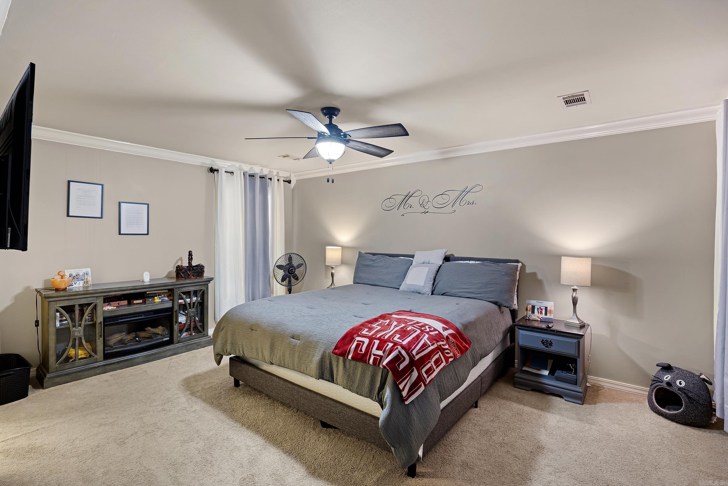 THE CENTER - Residential