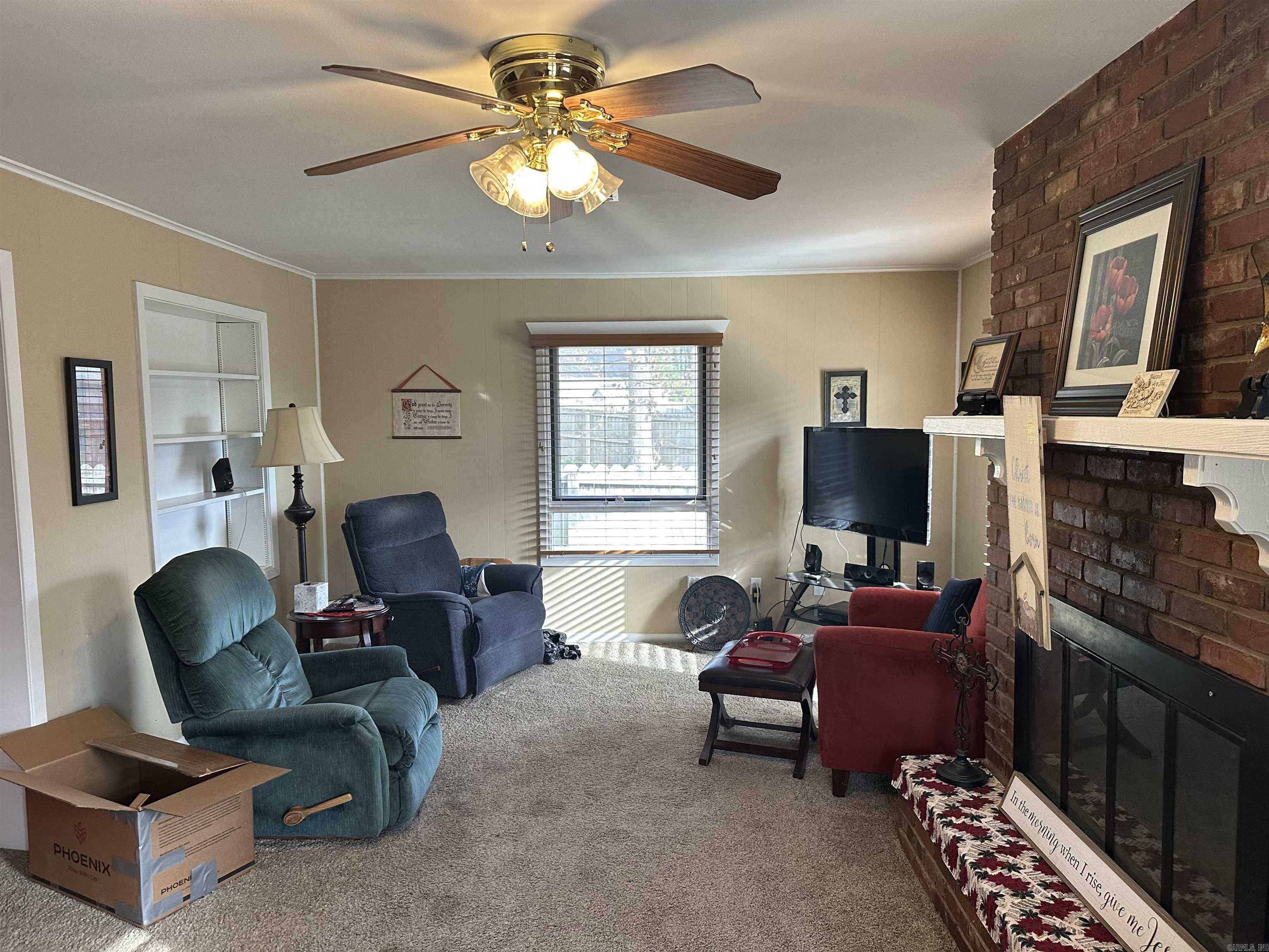 BRIARWOOD - Residential