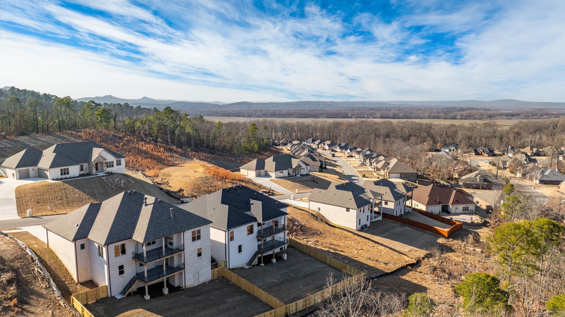 MAUMELLE VALLEY ESTATES - Residential