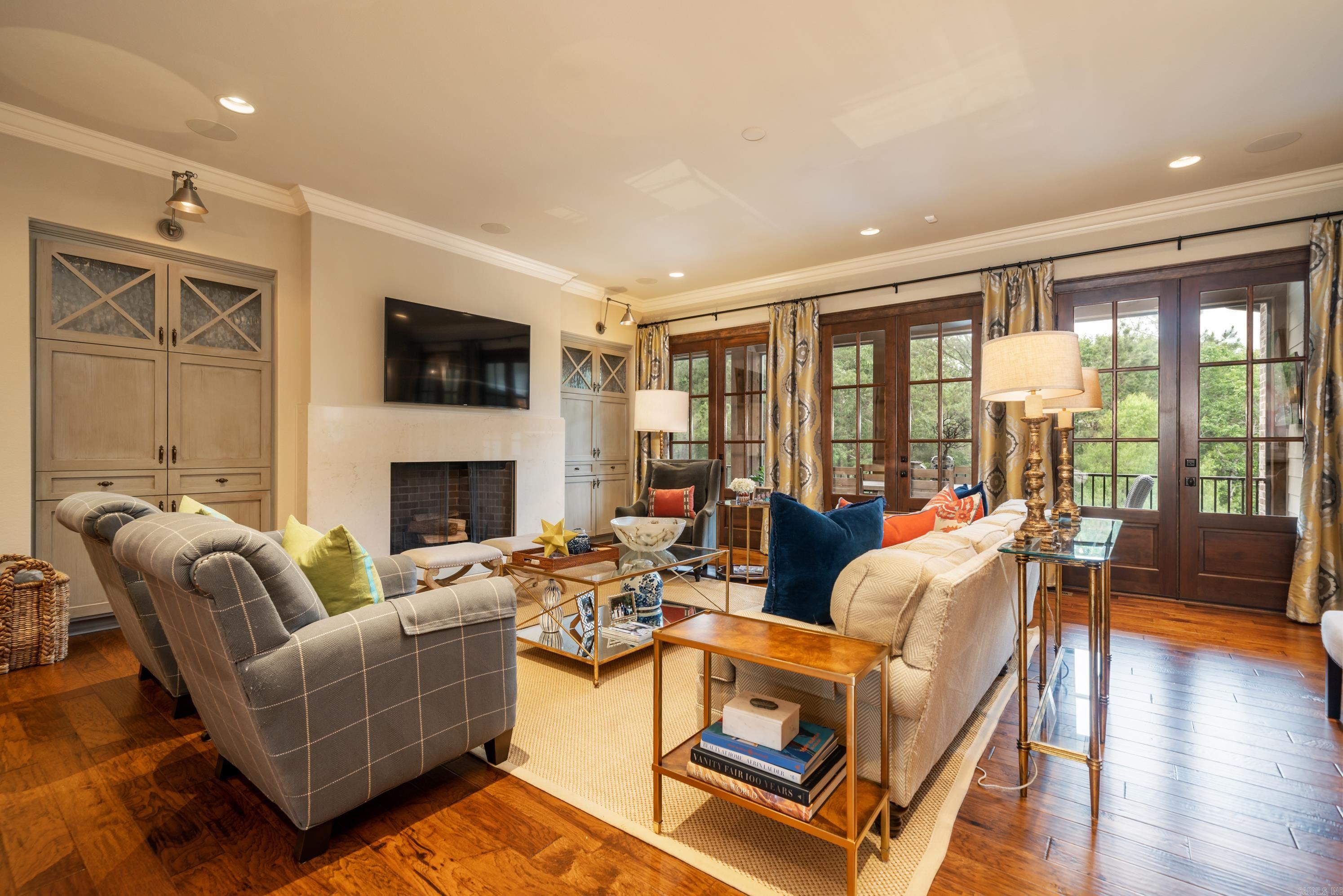 RED OAK RIDGE - Residential