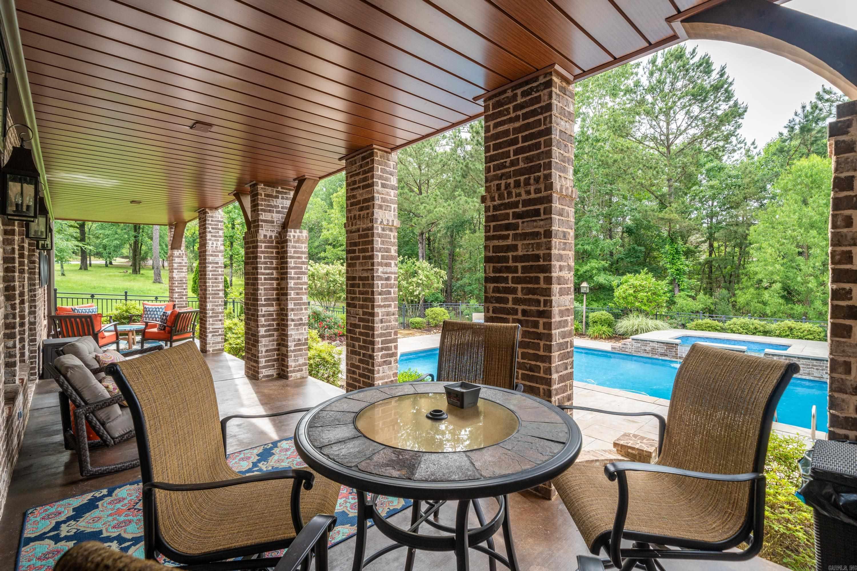 RED OAK RIDGE - Residential