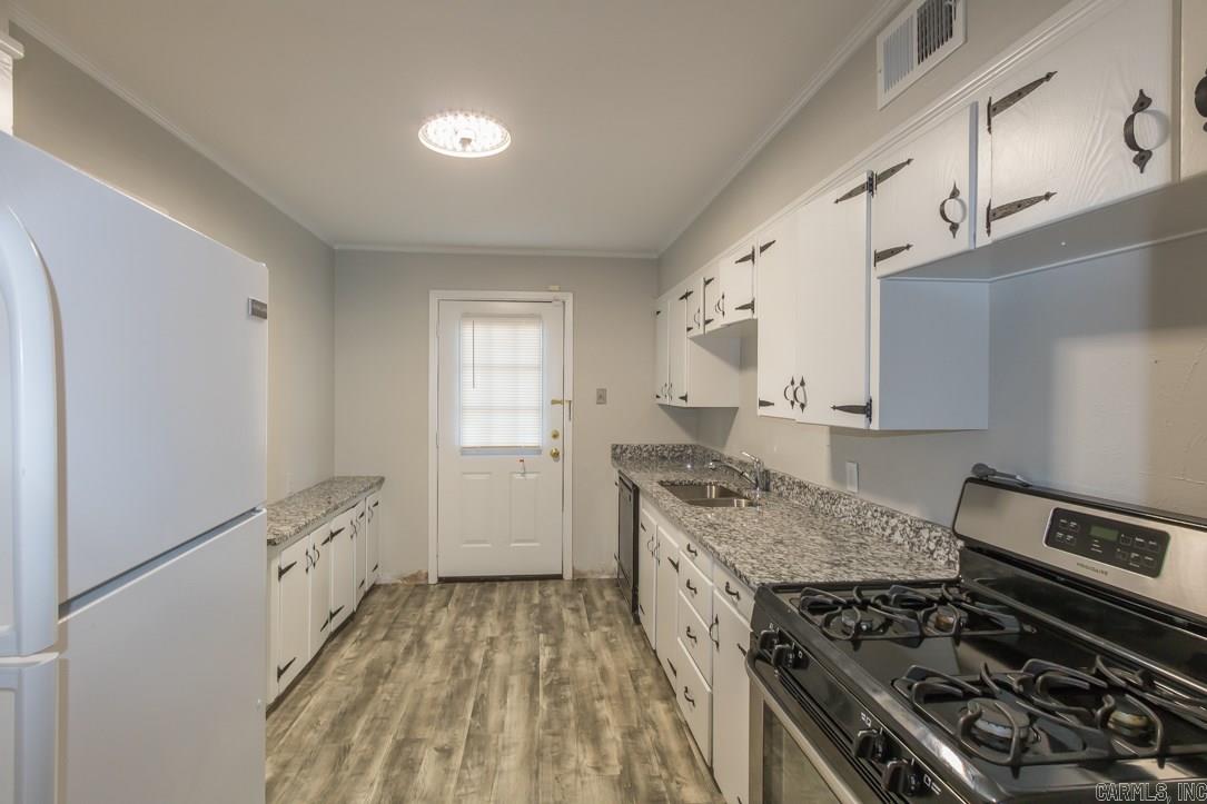 Broadmoor - Residential Lease