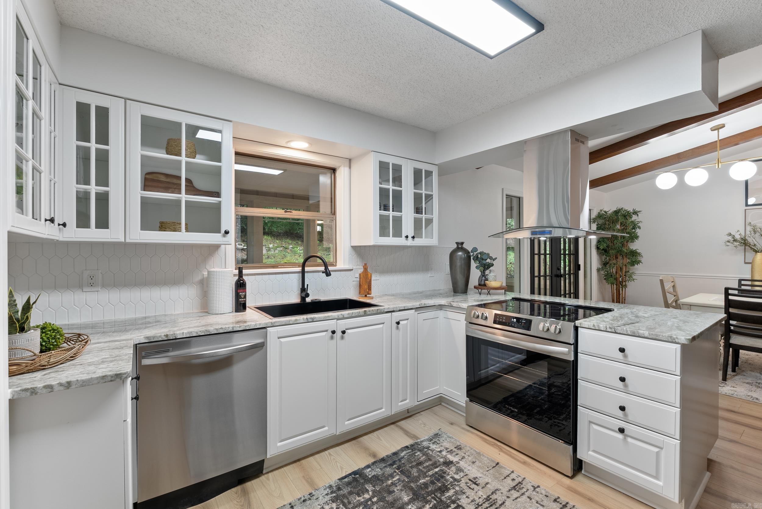 Santa Cruz - Residential