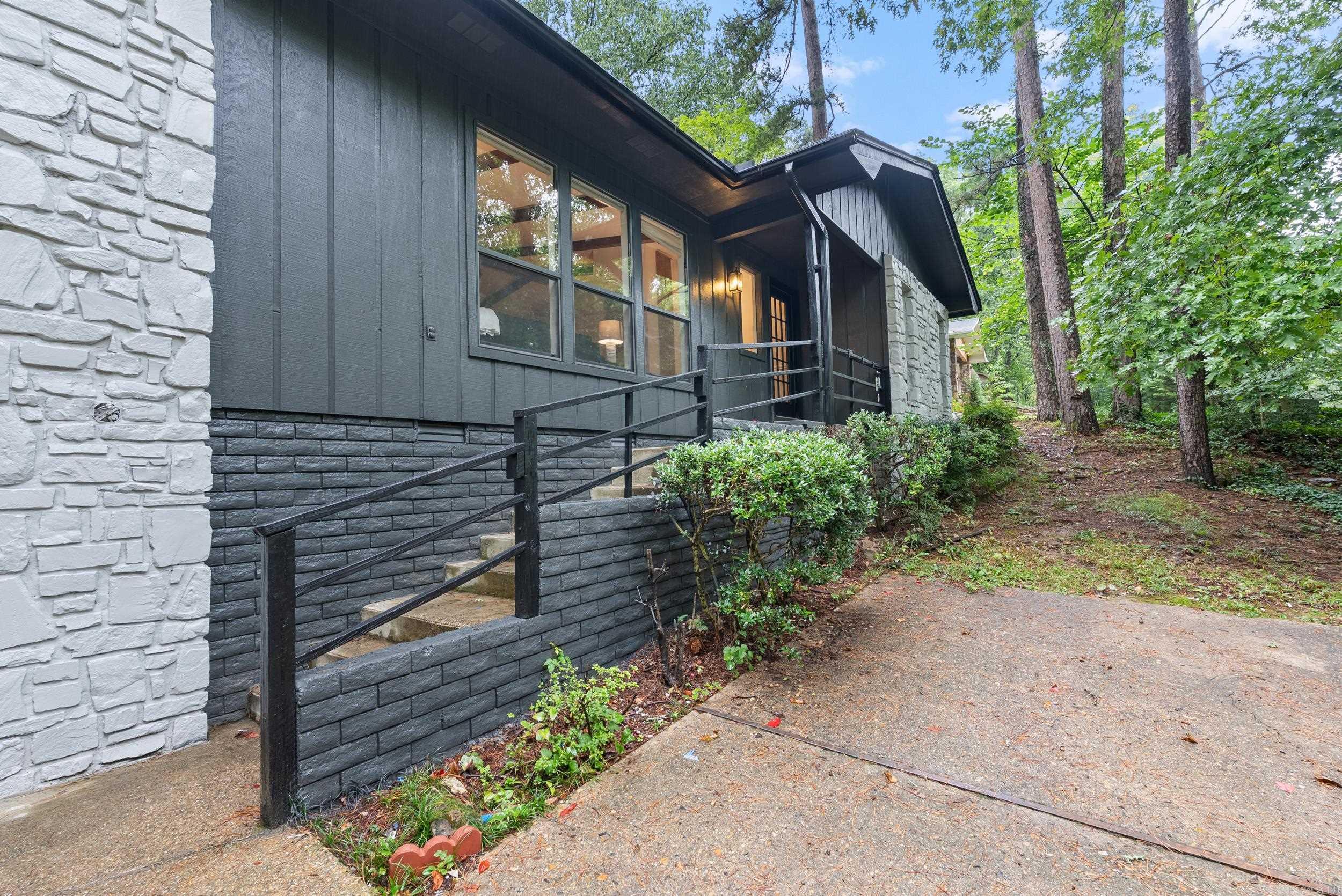 Santa Cruz - Residential