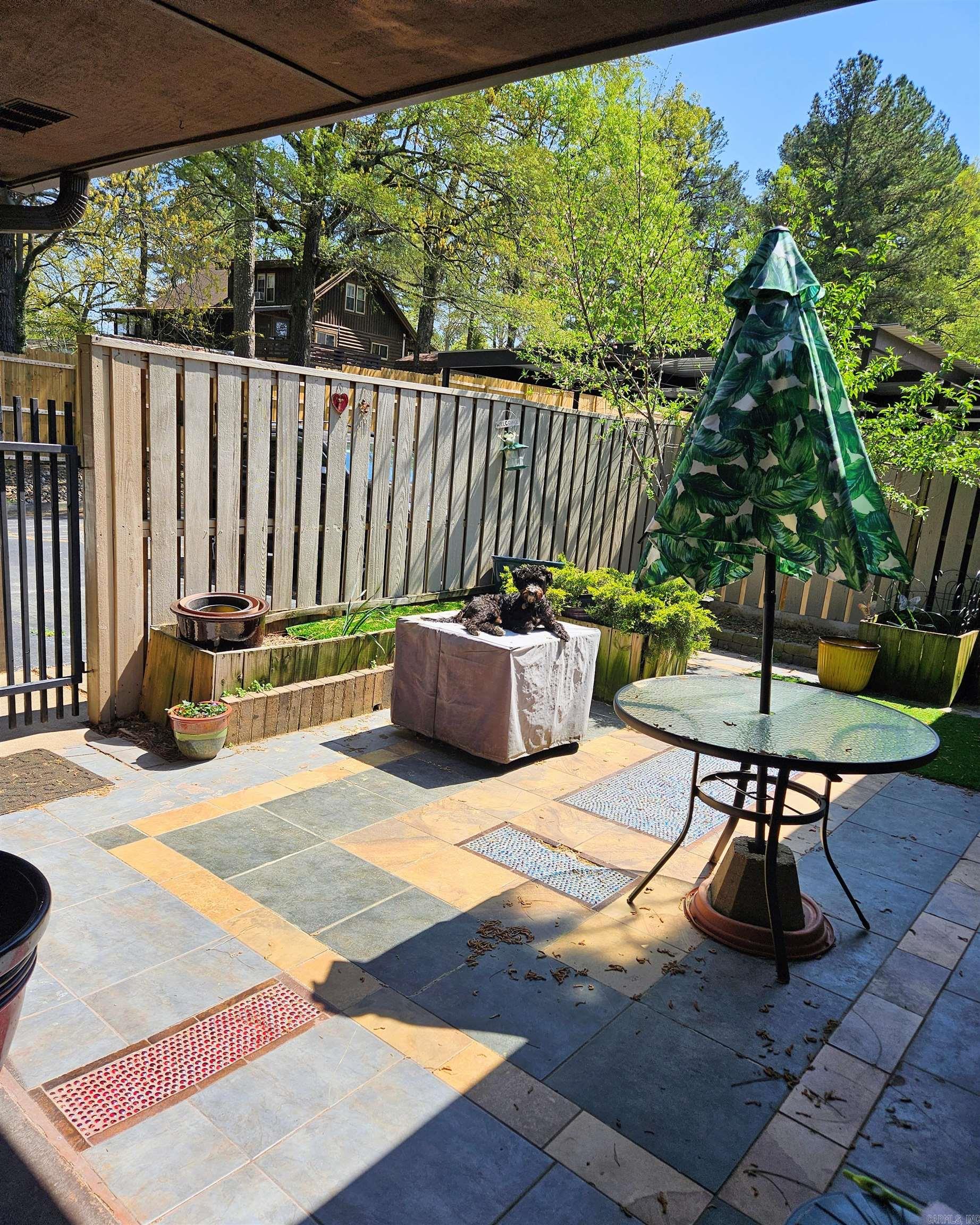 OAKLAWN VILLAGE EAST HPR - Residential