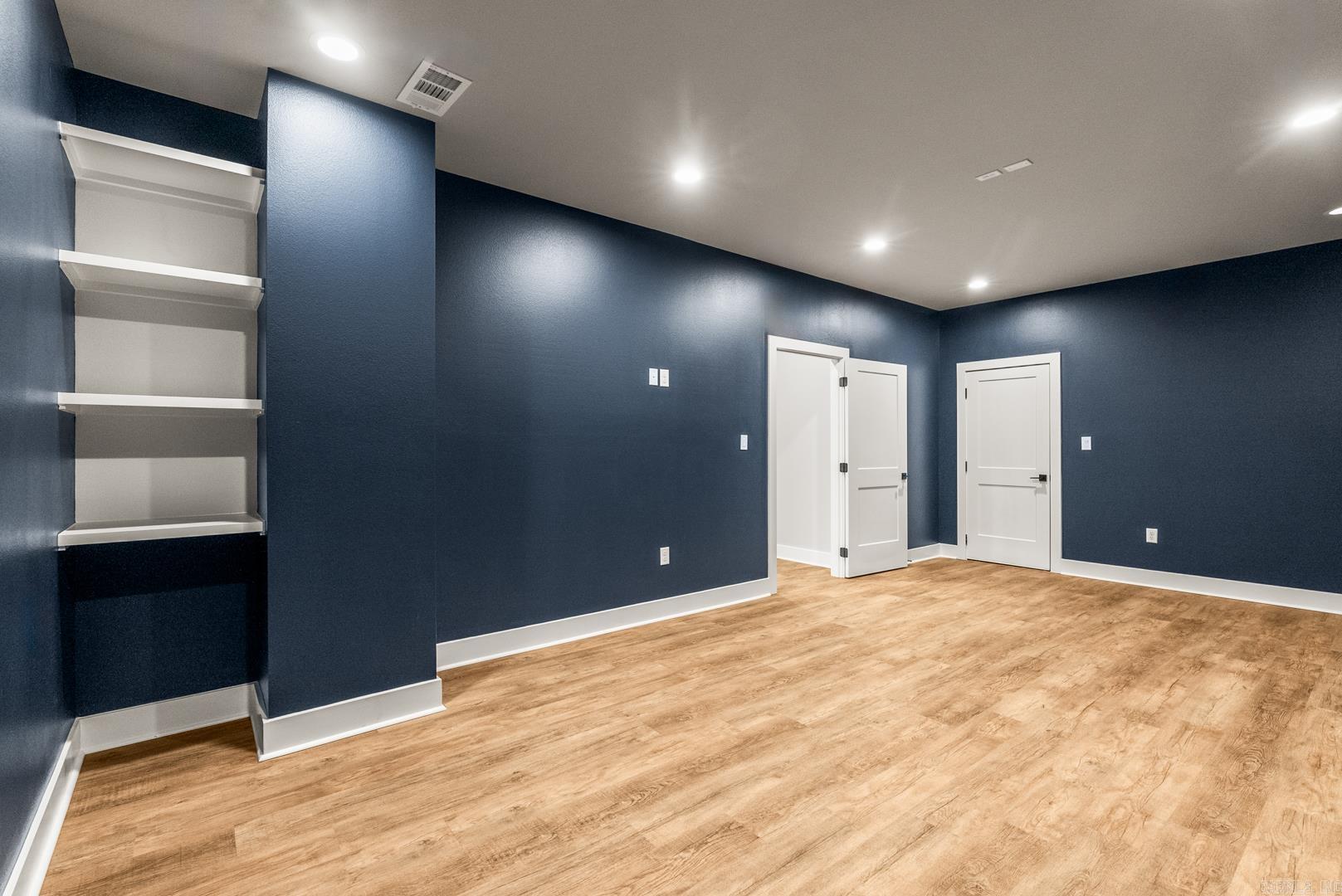 CHENAL VALLEY "FALSTONE COURT" - Residential