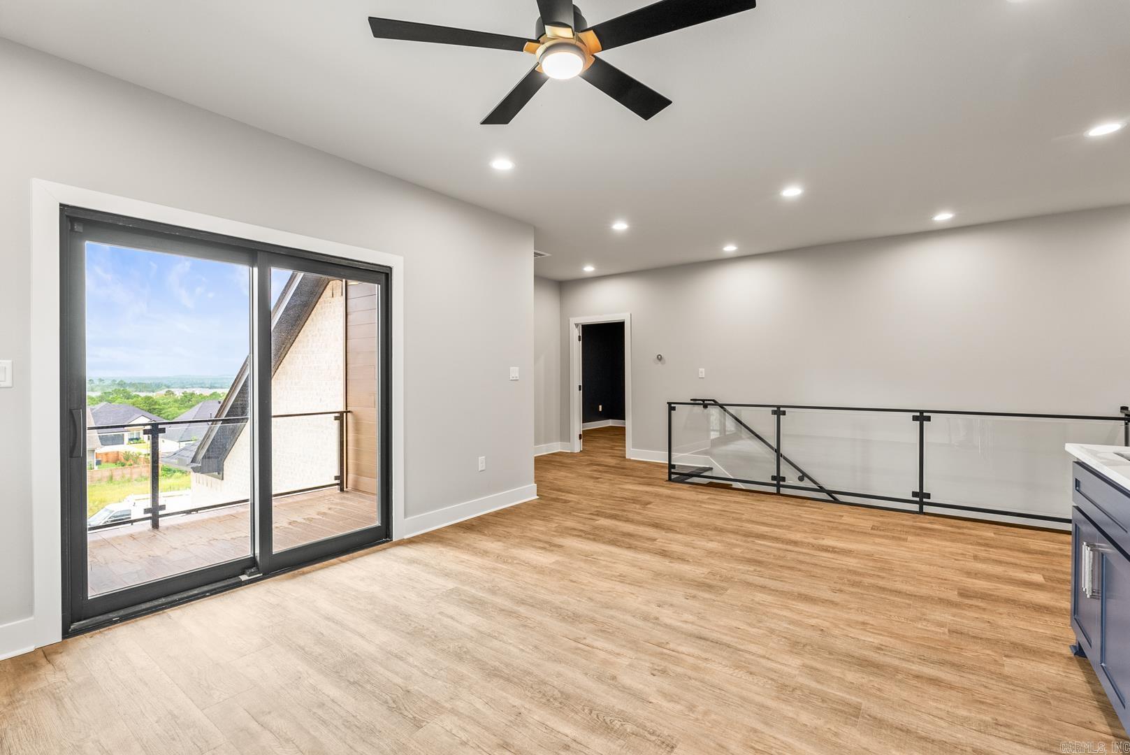 CHENAL VALLEY "FALSTONE COURT" - Residential