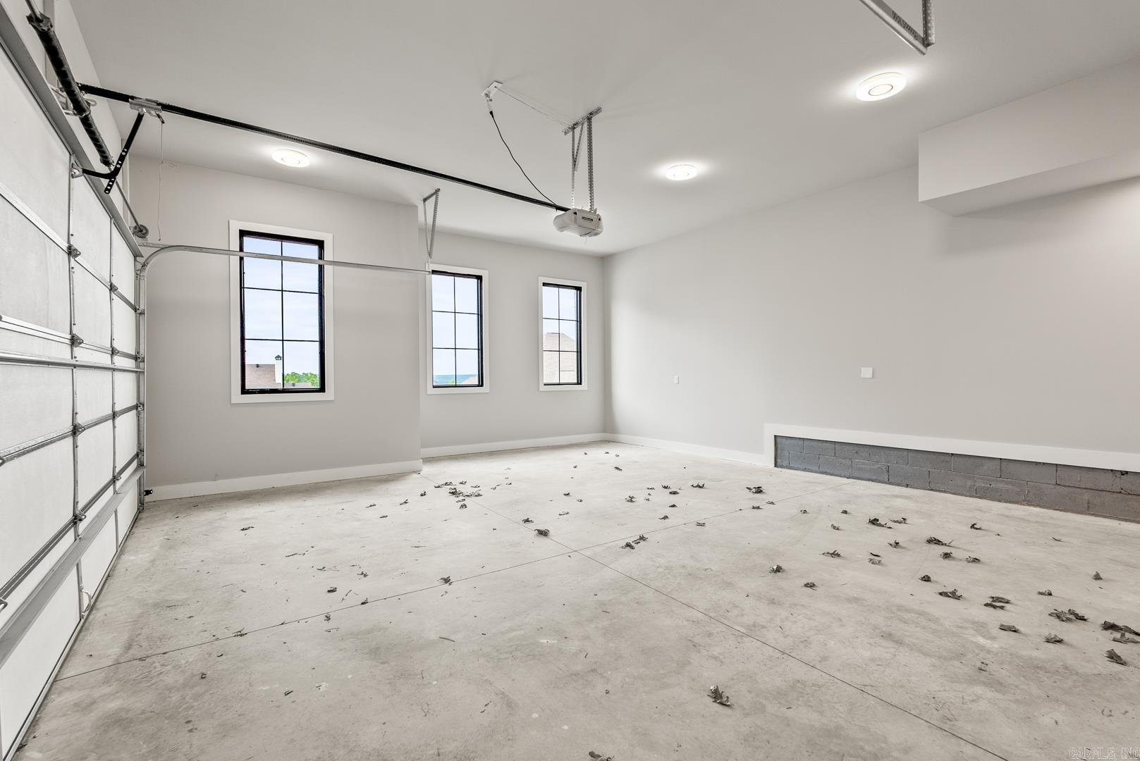 CHENAL VALLEY "FALSTONE COURT" - Residential