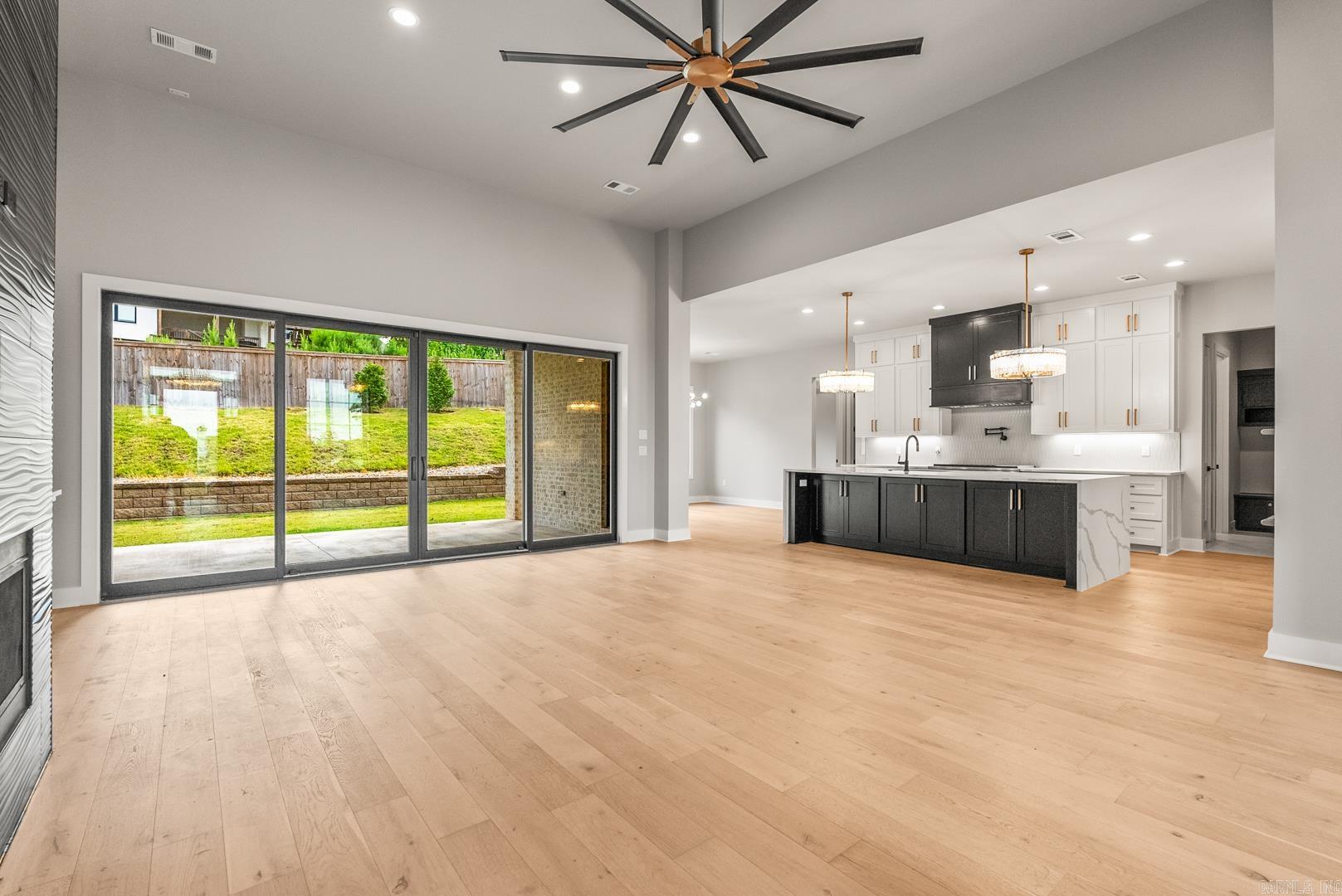 CHENAL VALLEY "FALSTONE COURT" - Residential