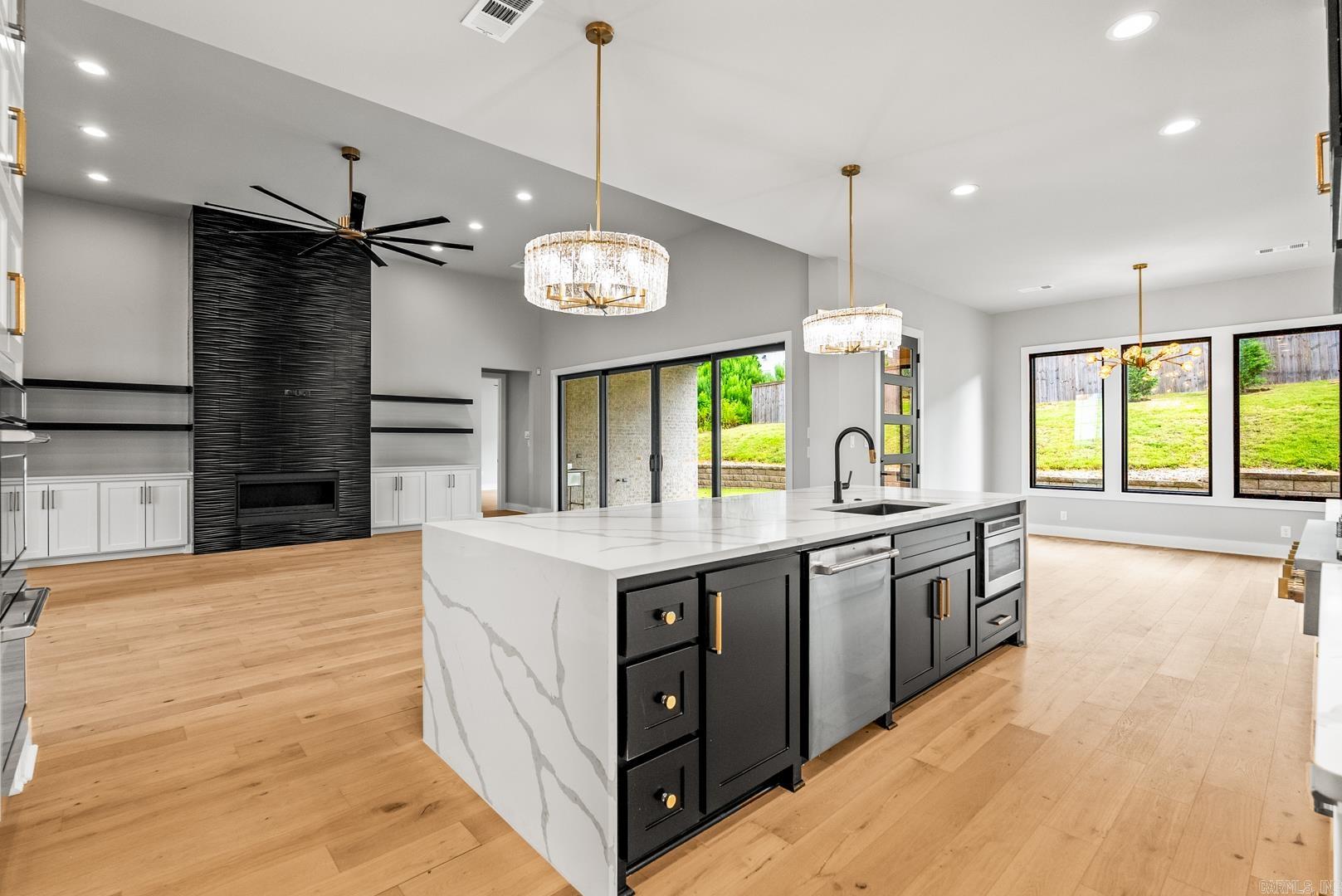 CHENAL VALLEY "FALSTONE COURT" - Residential