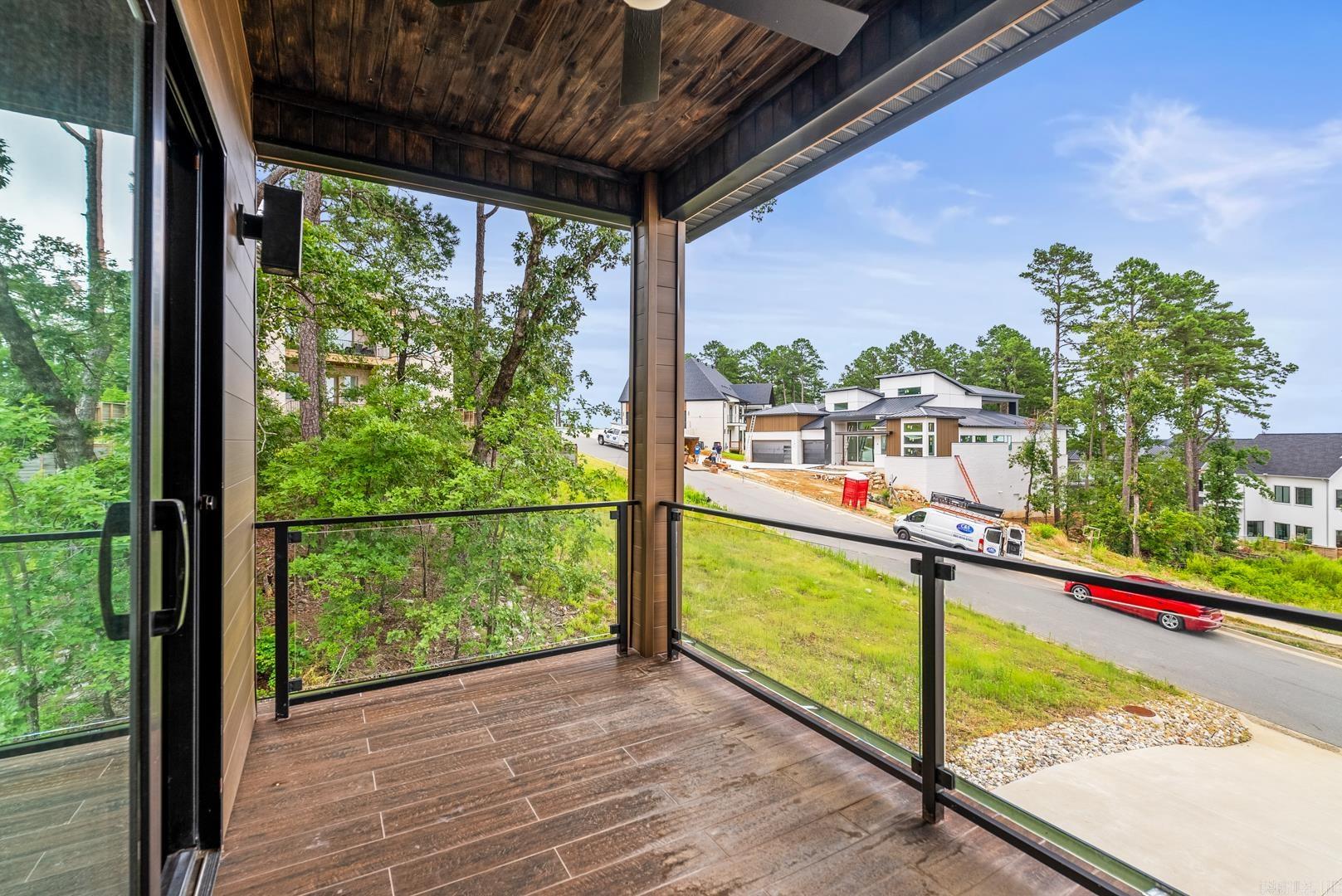 CHENAL VALLEY "FALSTONE COURT" - Residential