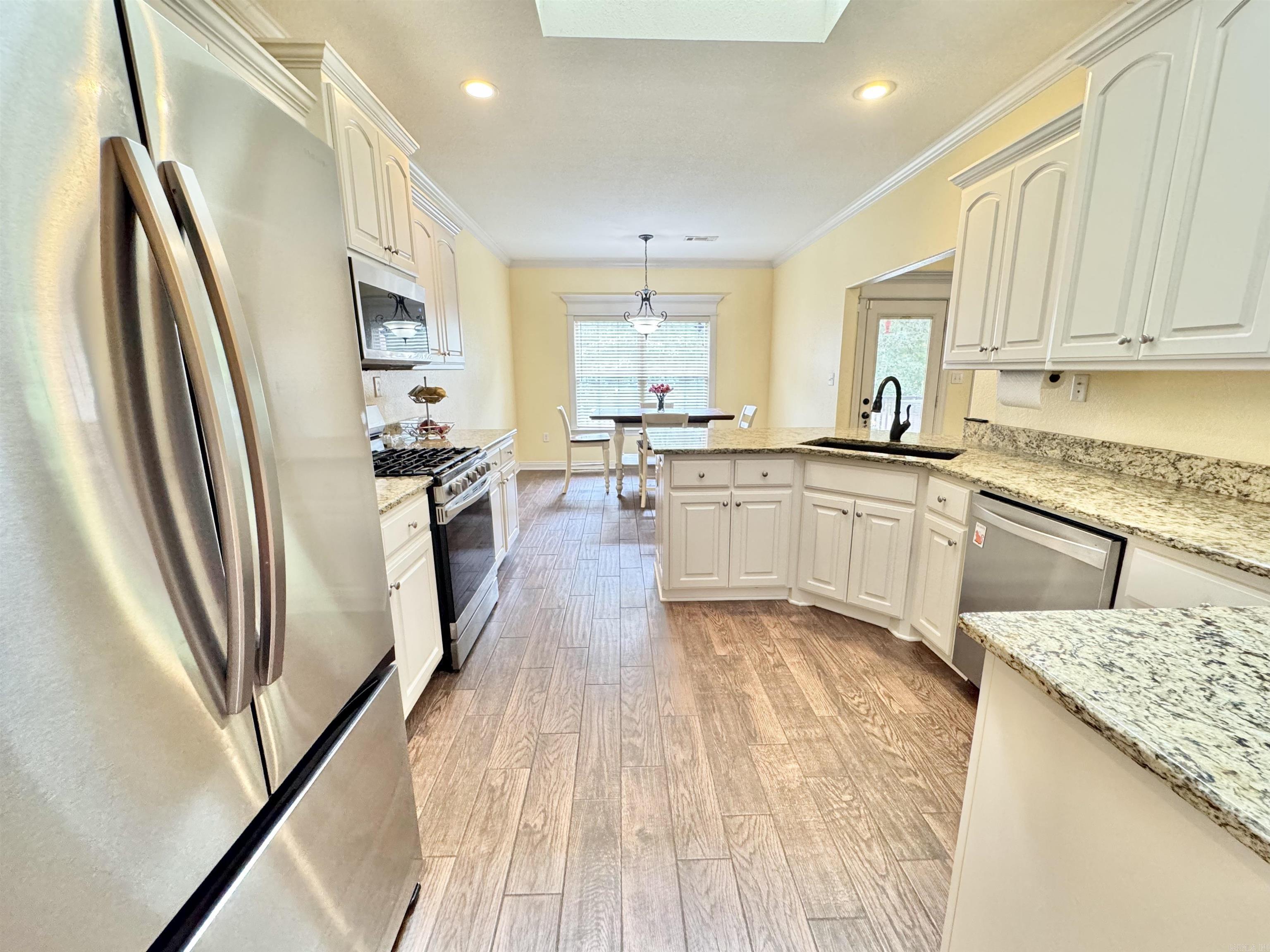 MAGNESS CREEK NORTH - Residential