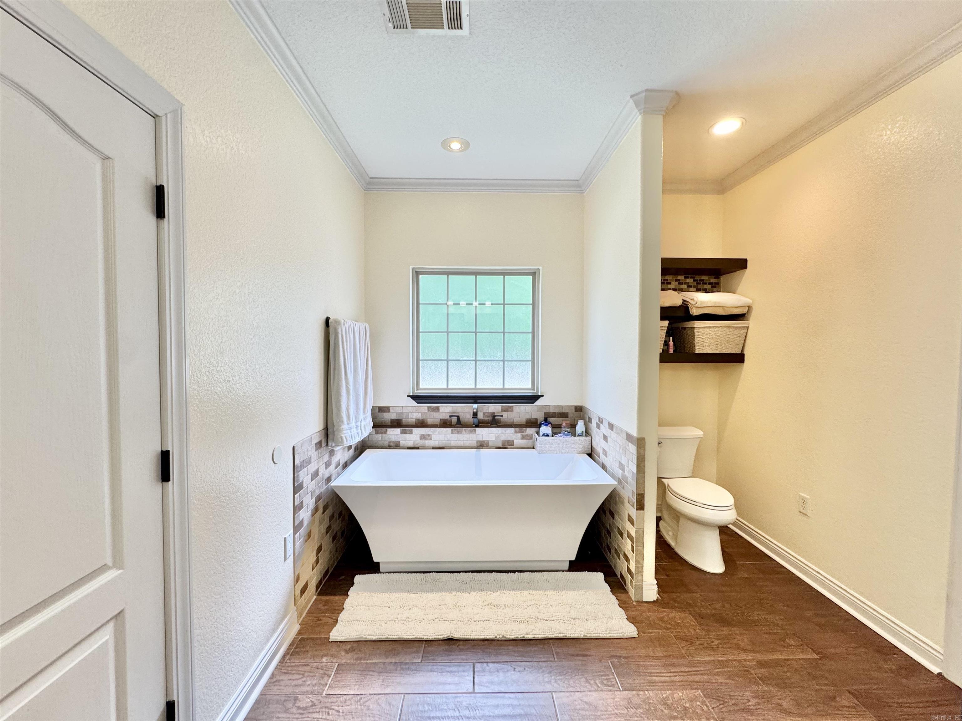 MAGNESS CREEK NORTH - Residential