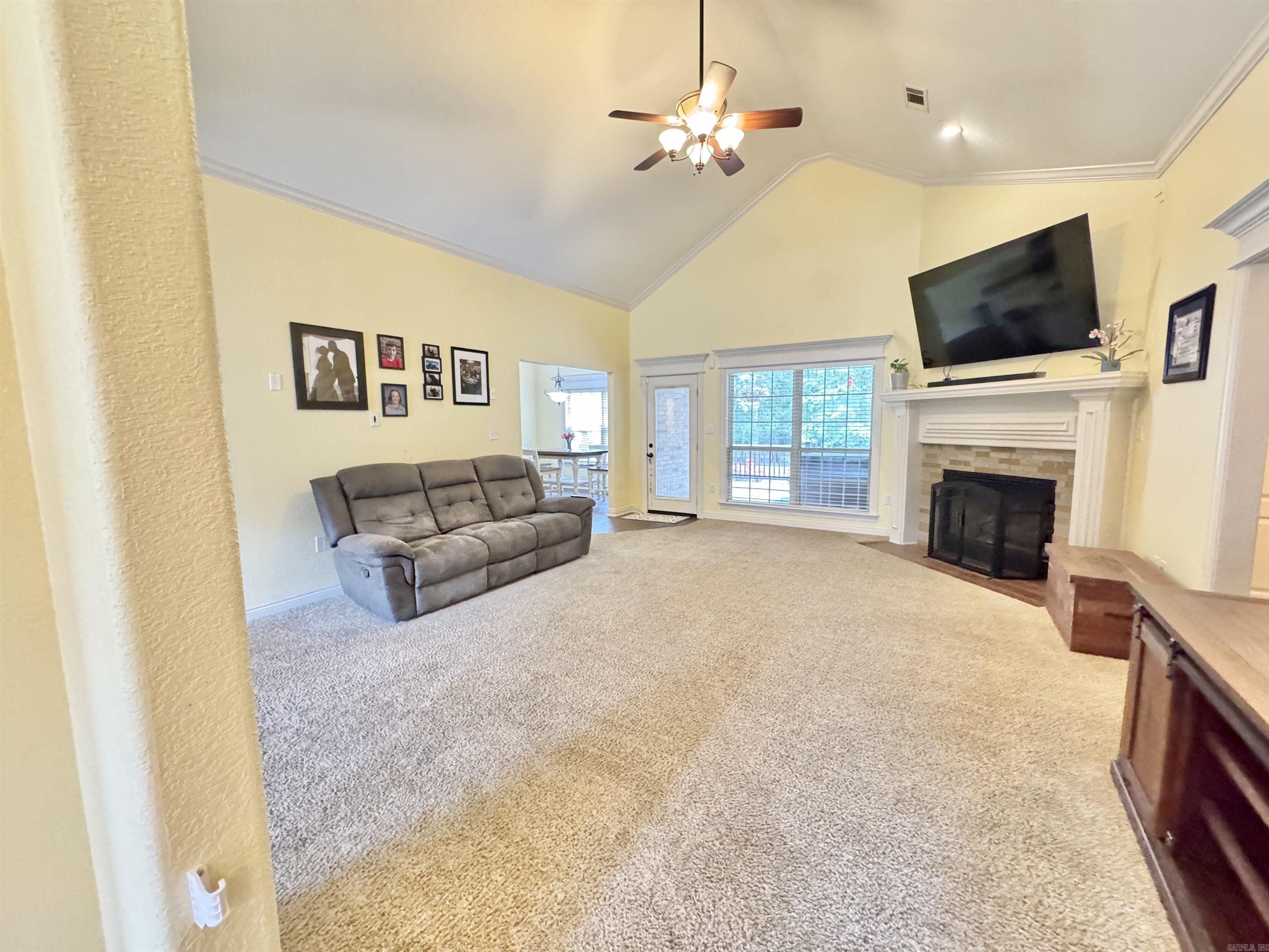 MAGNESS CREEK NORTH - Residential