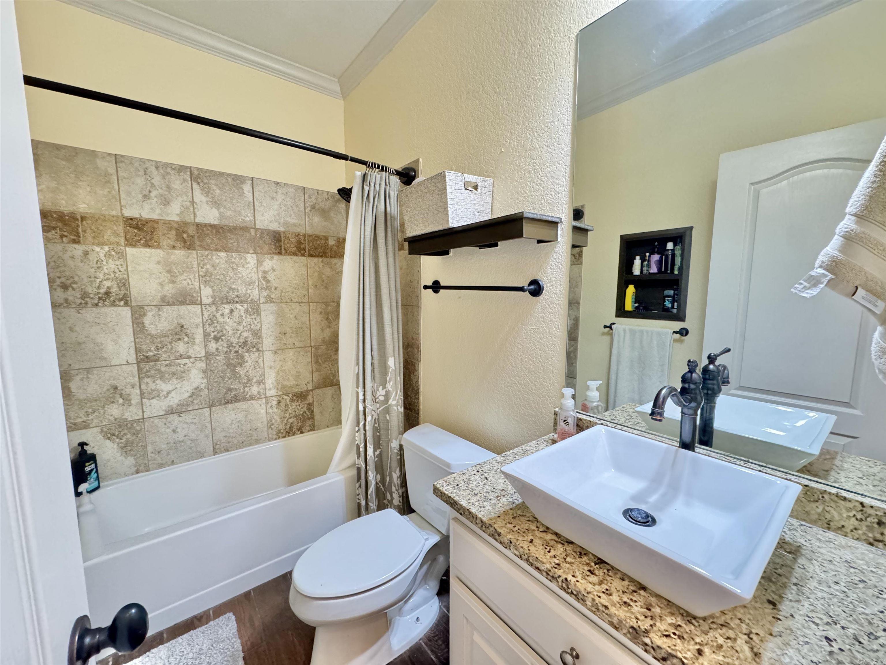 MAGNESS CREEK NORTH - Residential