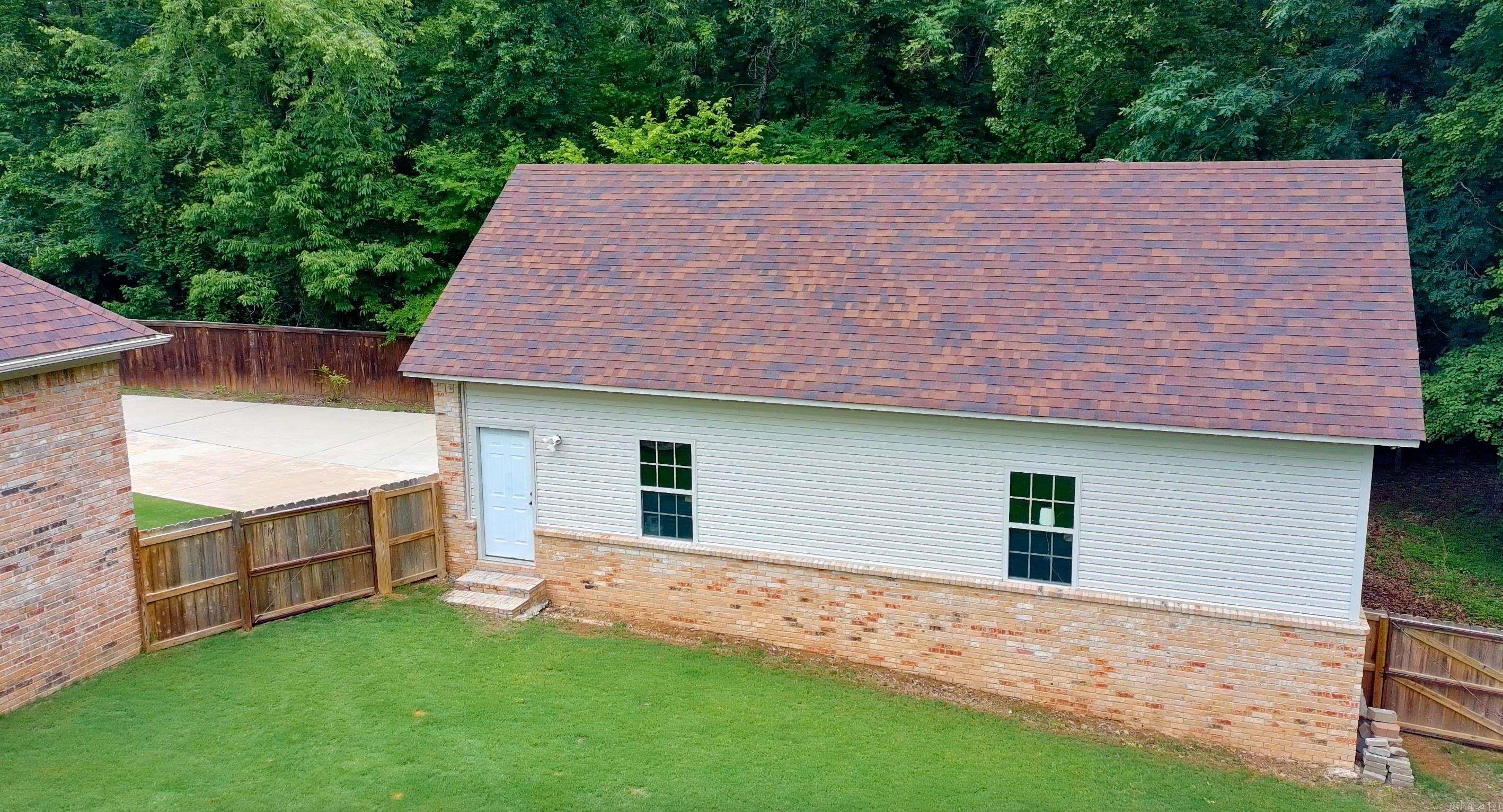 MAGNESS CREEK NORTH - Residential