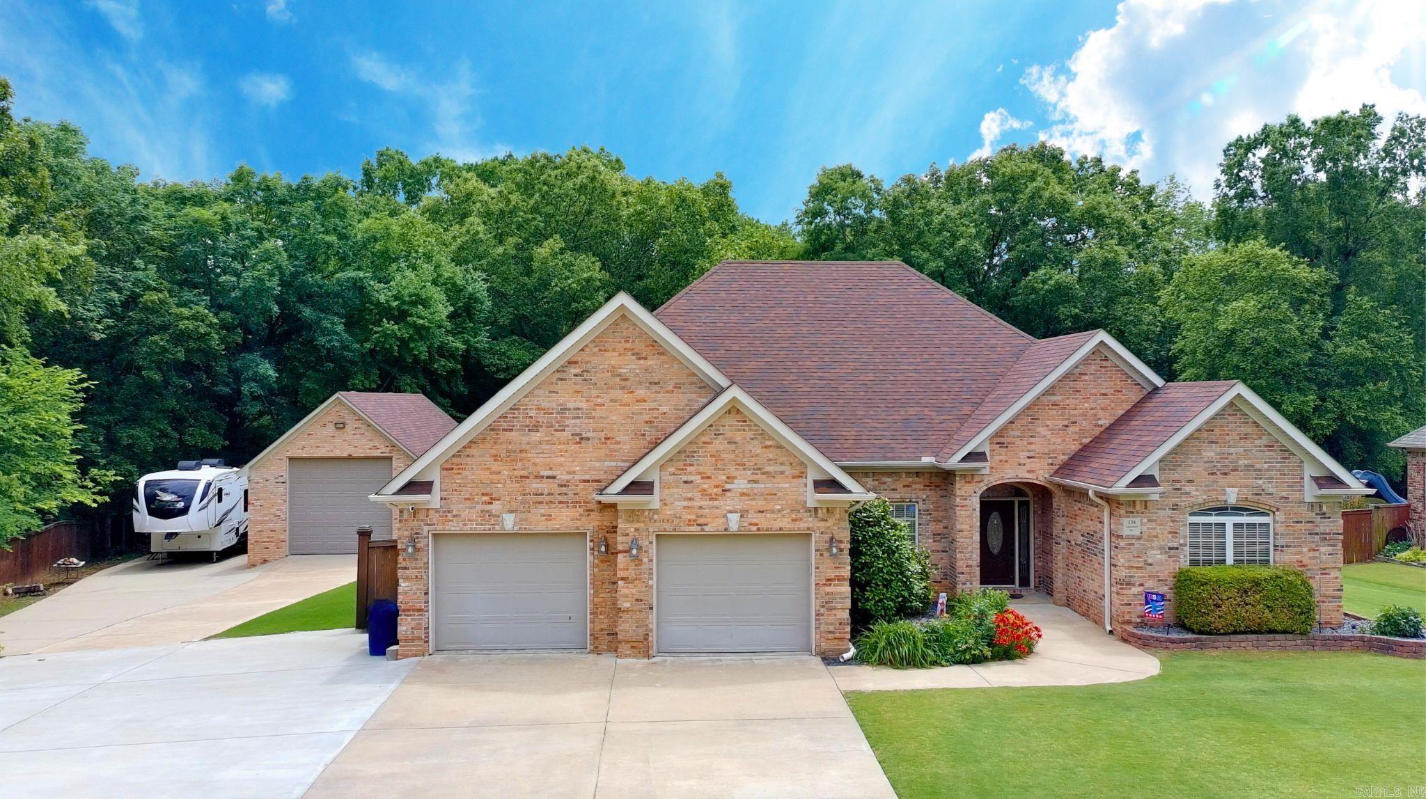 MAGNESS CREEK NORTH - Residential
