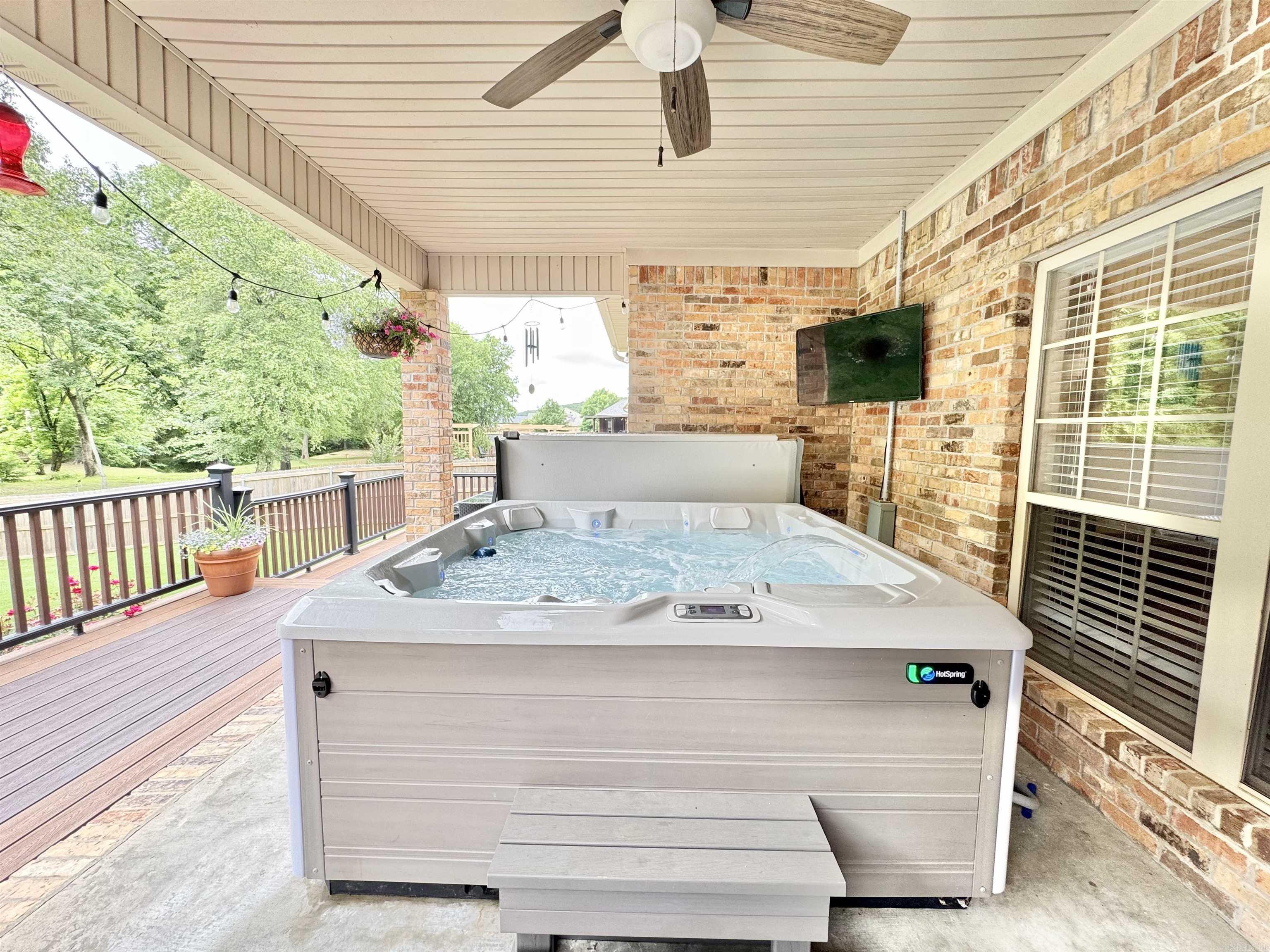MAGNESS CREEK NORTH - Residential