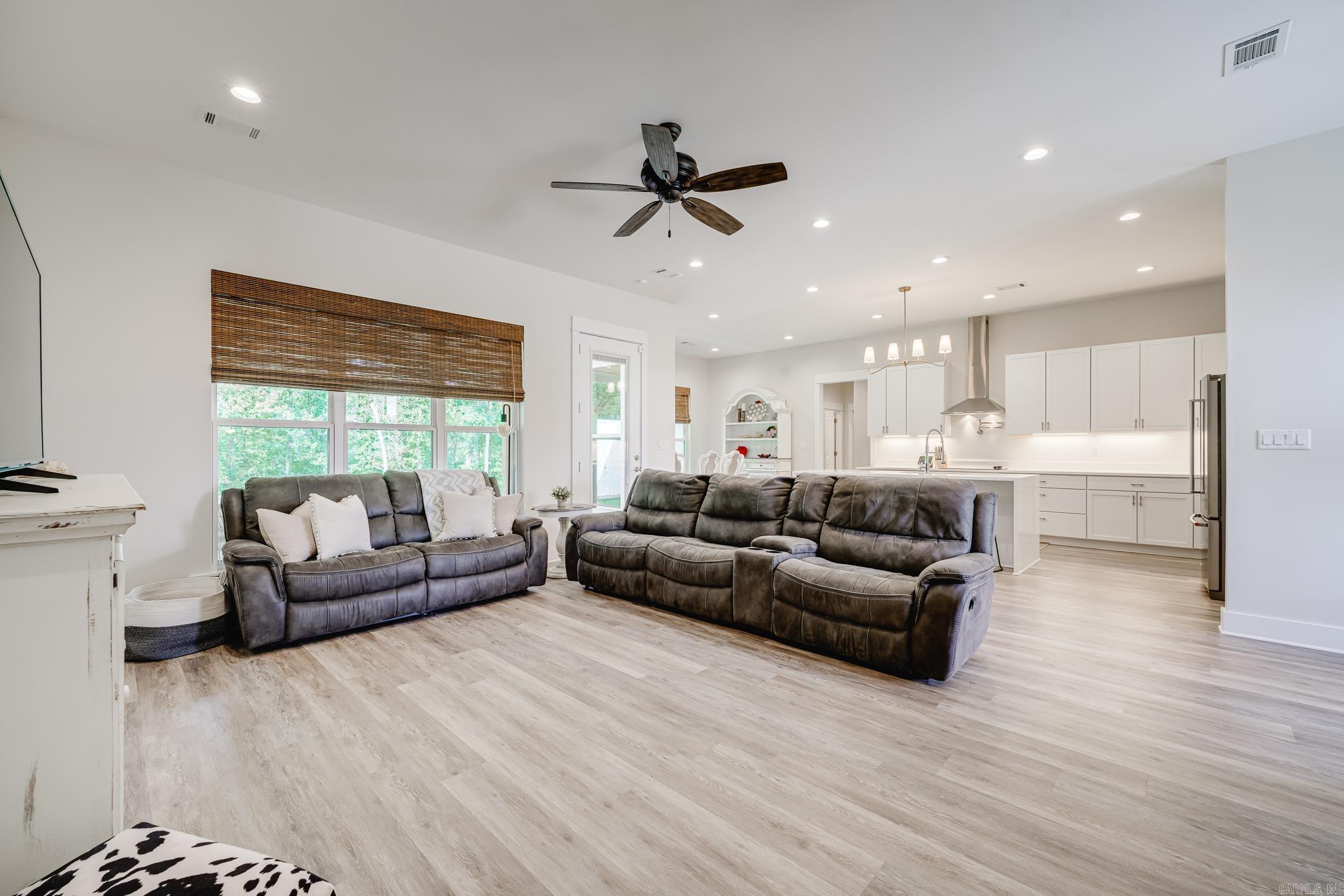 GRAND VIEW HEIGHTS - Residential