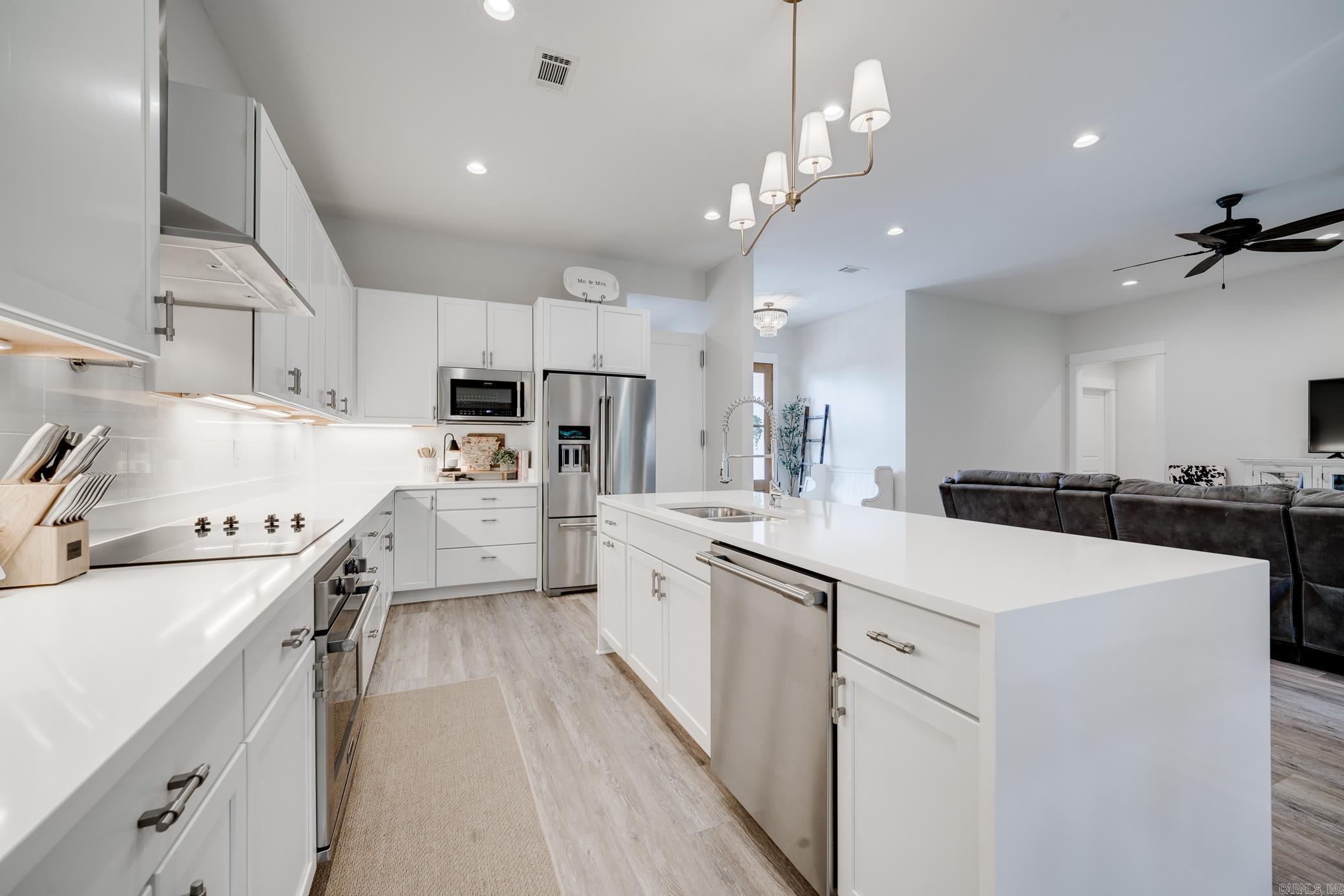 GRAND VIEW HEIGHTS - Residential