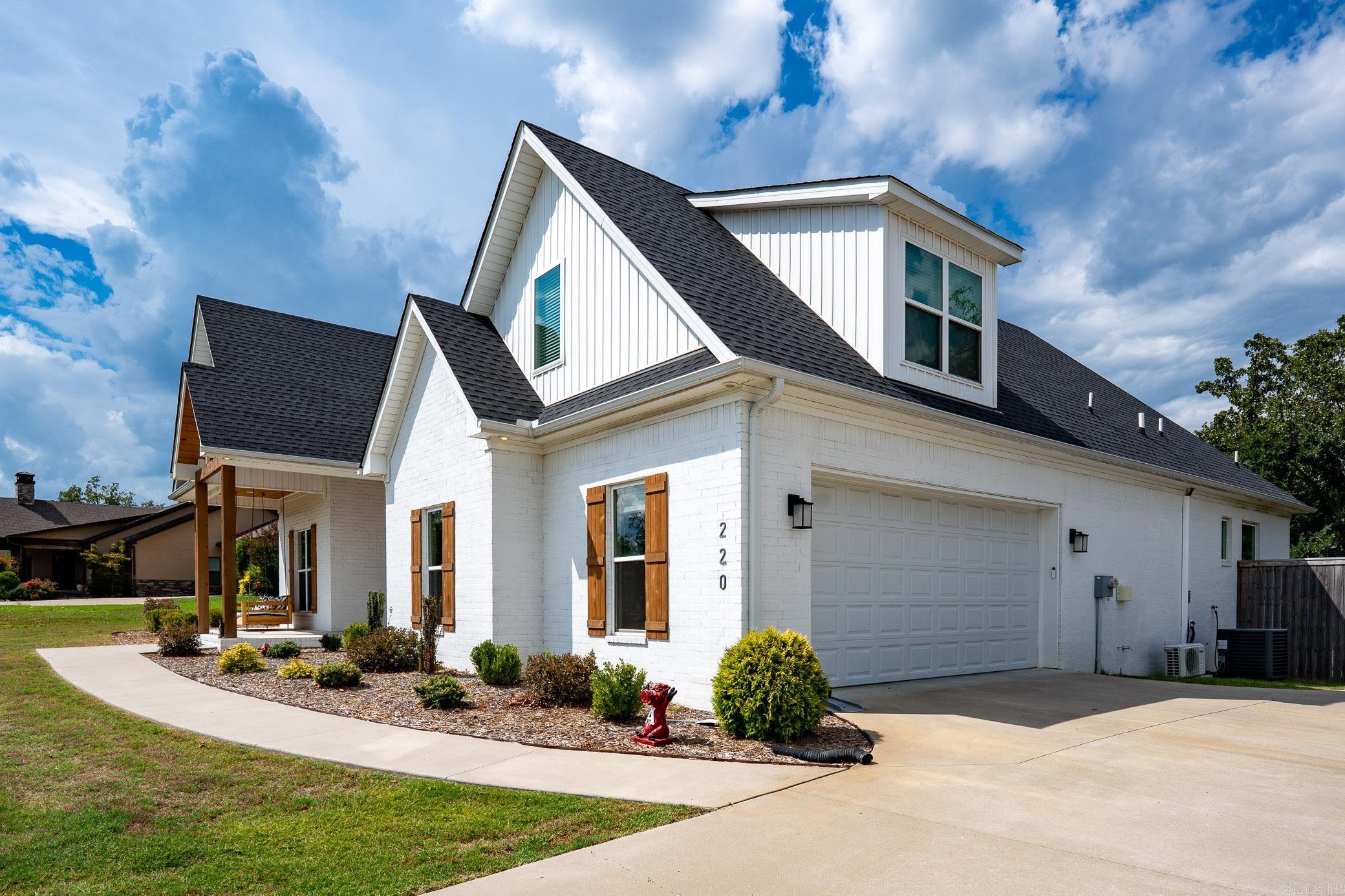 GRAND VIEW HEIGHTS - Residential