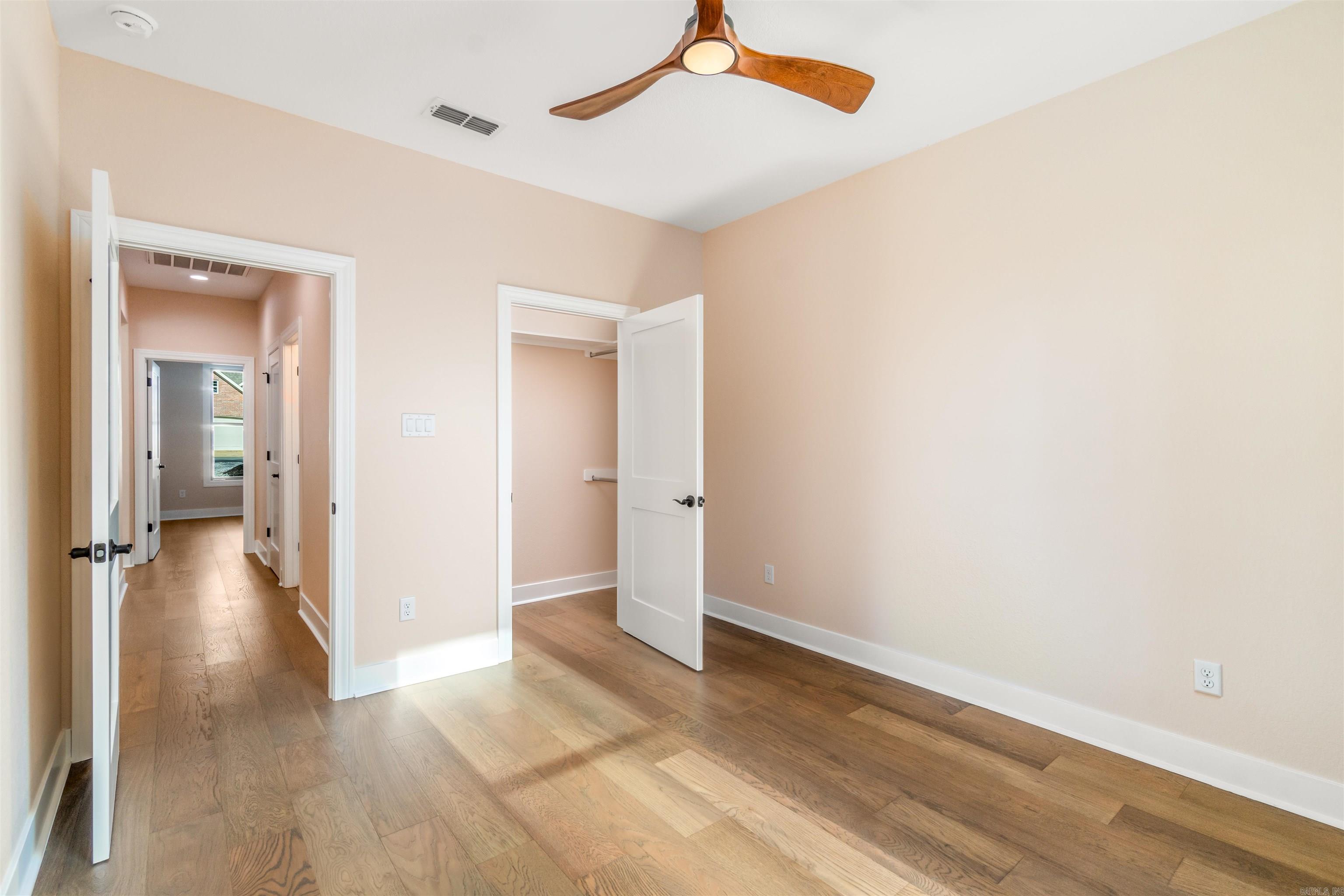 Isabella - Residential