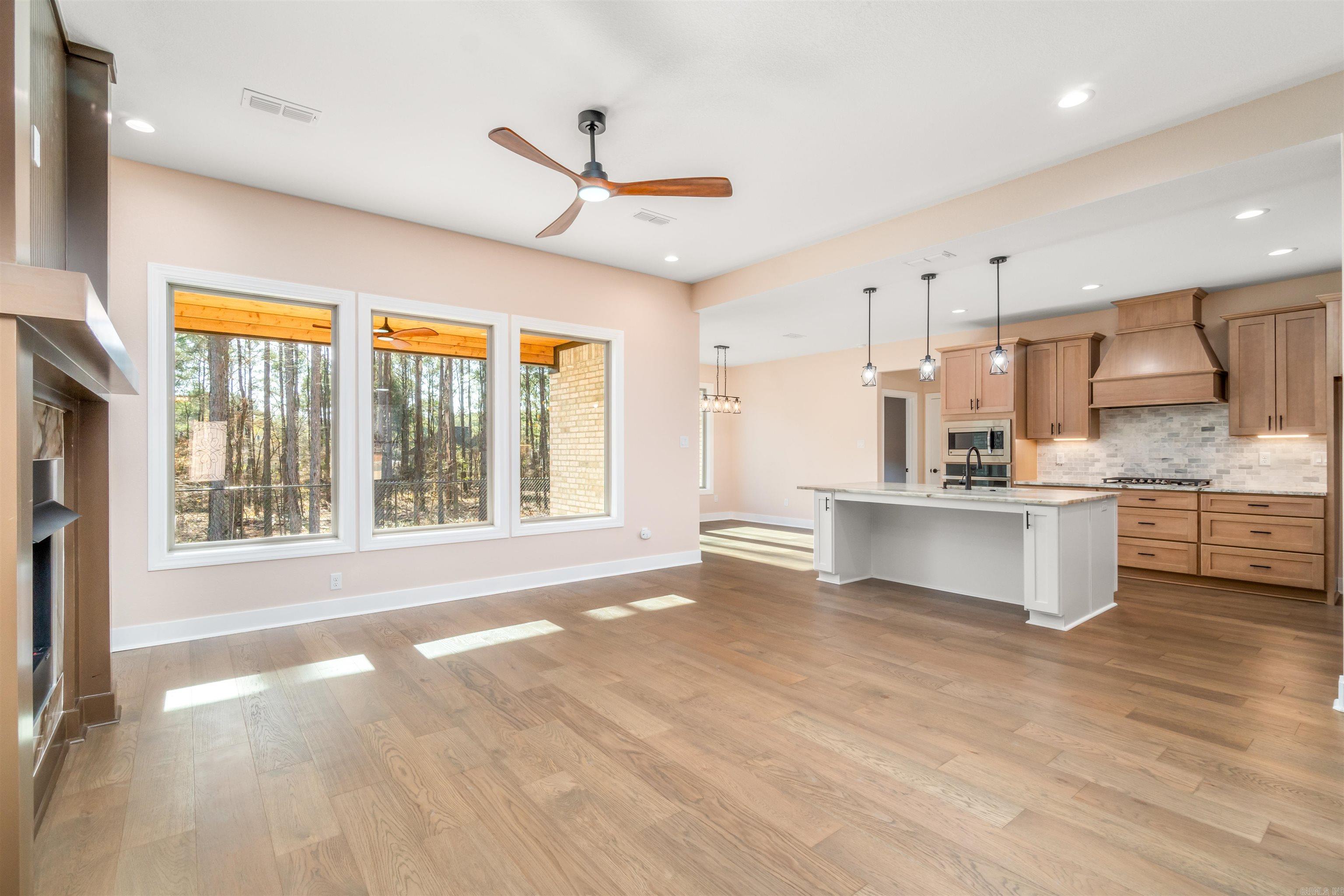 Isabella - Residential