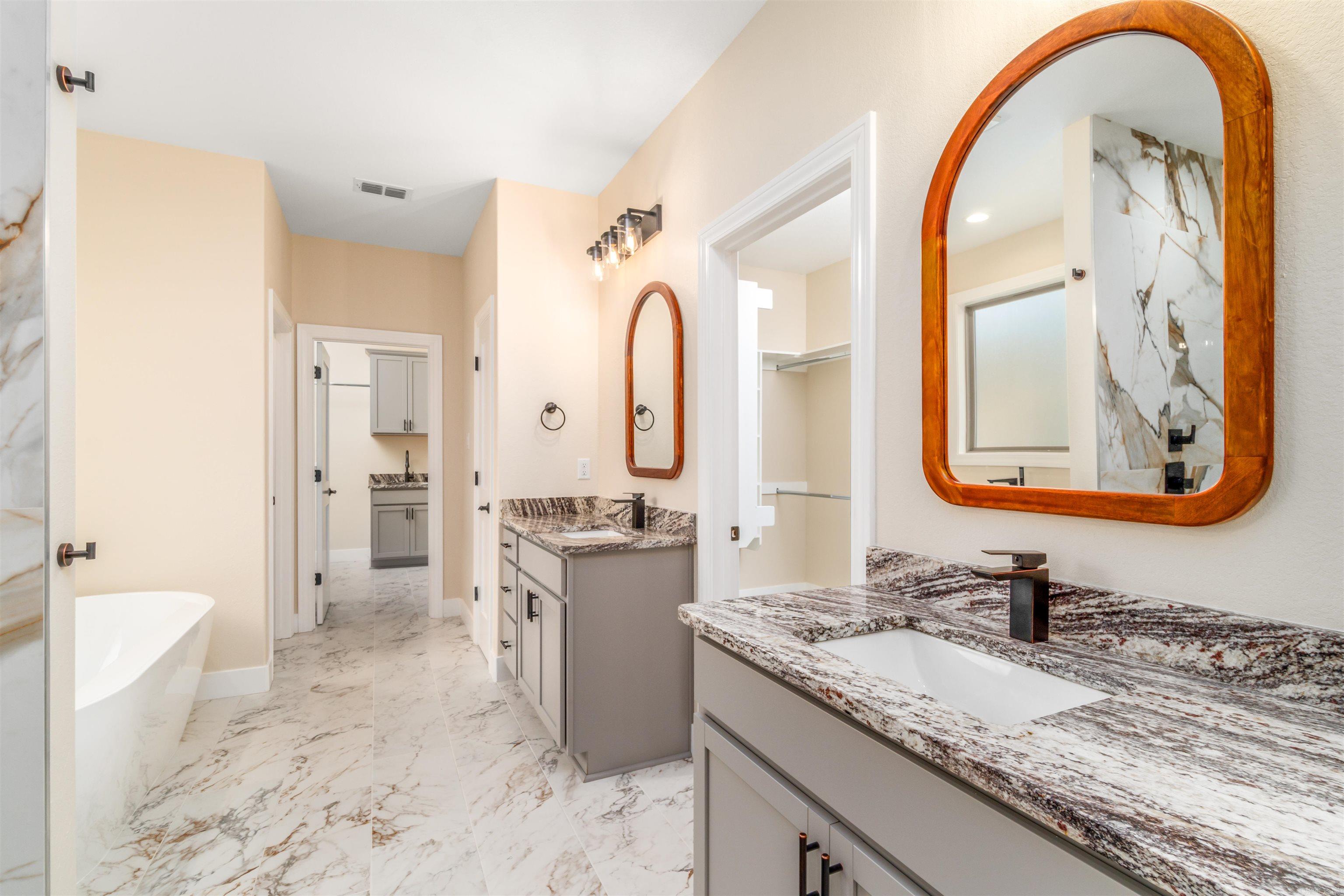 Isabella - Residential