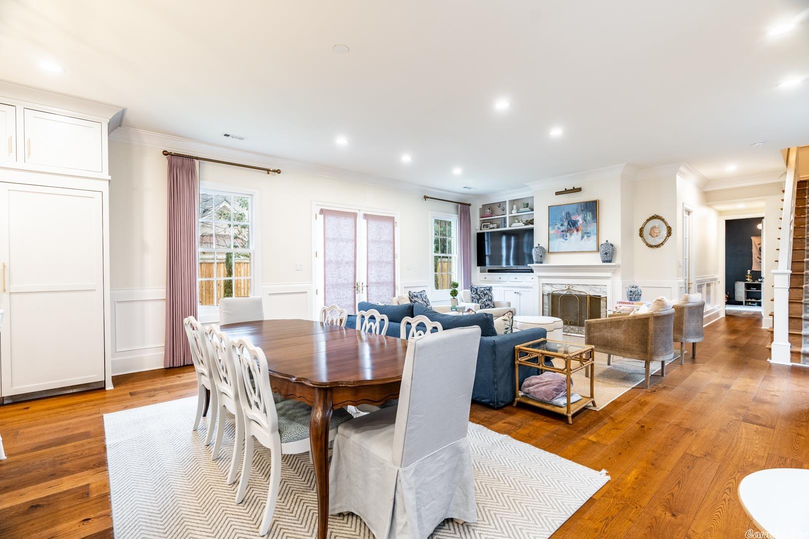 COUNTRY CLUB HGTS - Residential