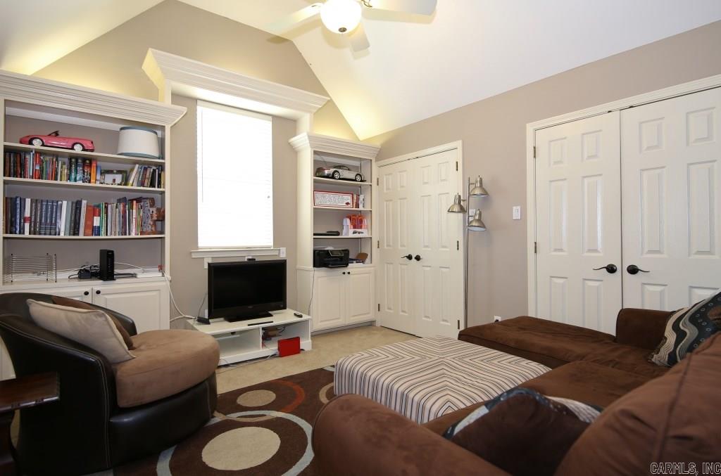 CHENAL VALLEY BAYONNE PLACE - Residential