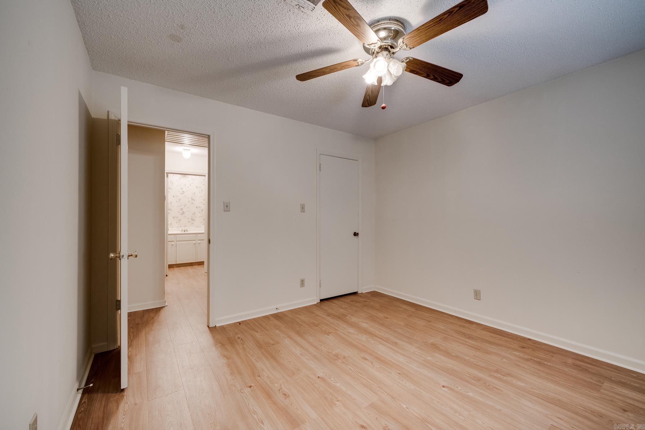 SANDALWOOD - Residential