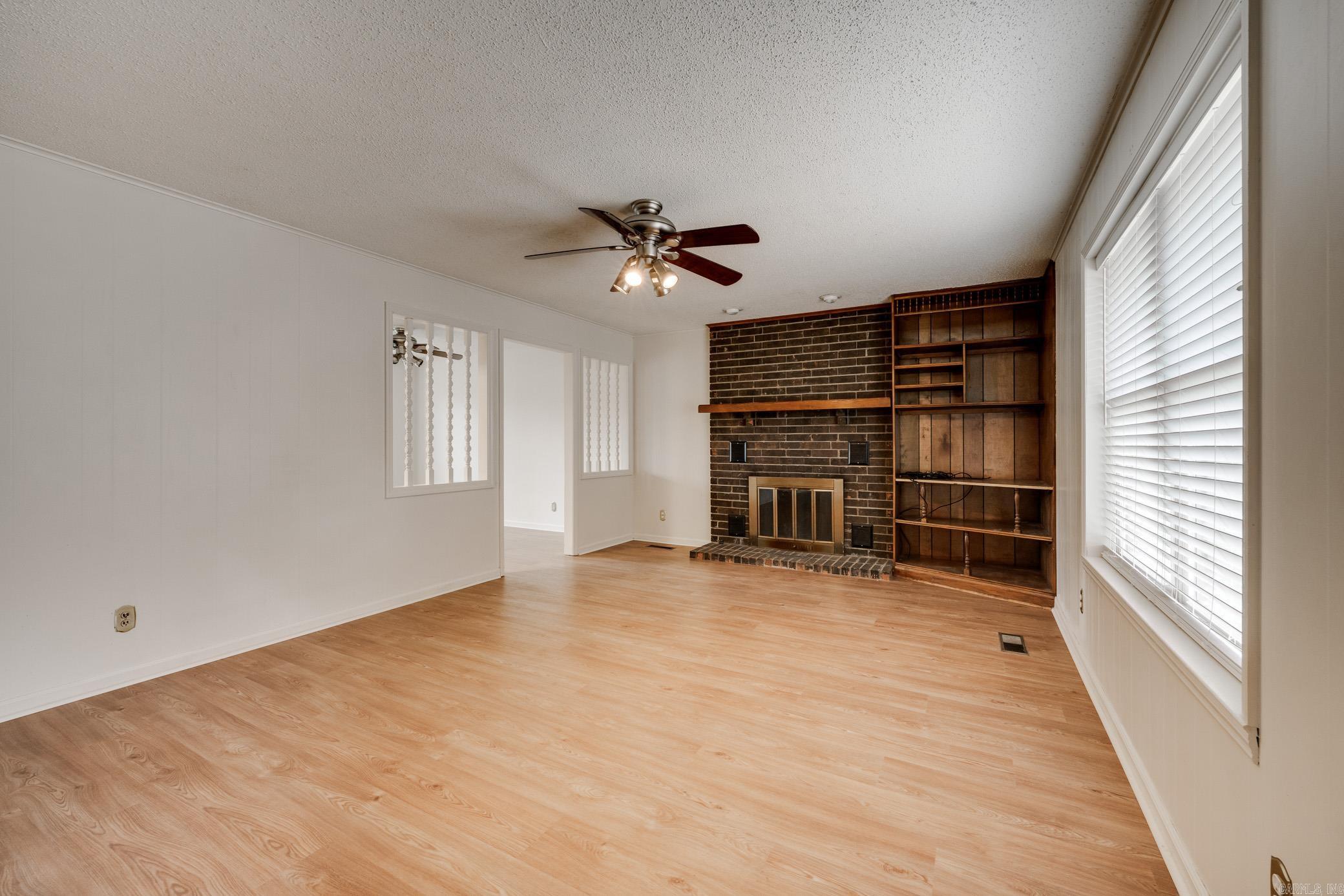 SANDALWOOD - Residential