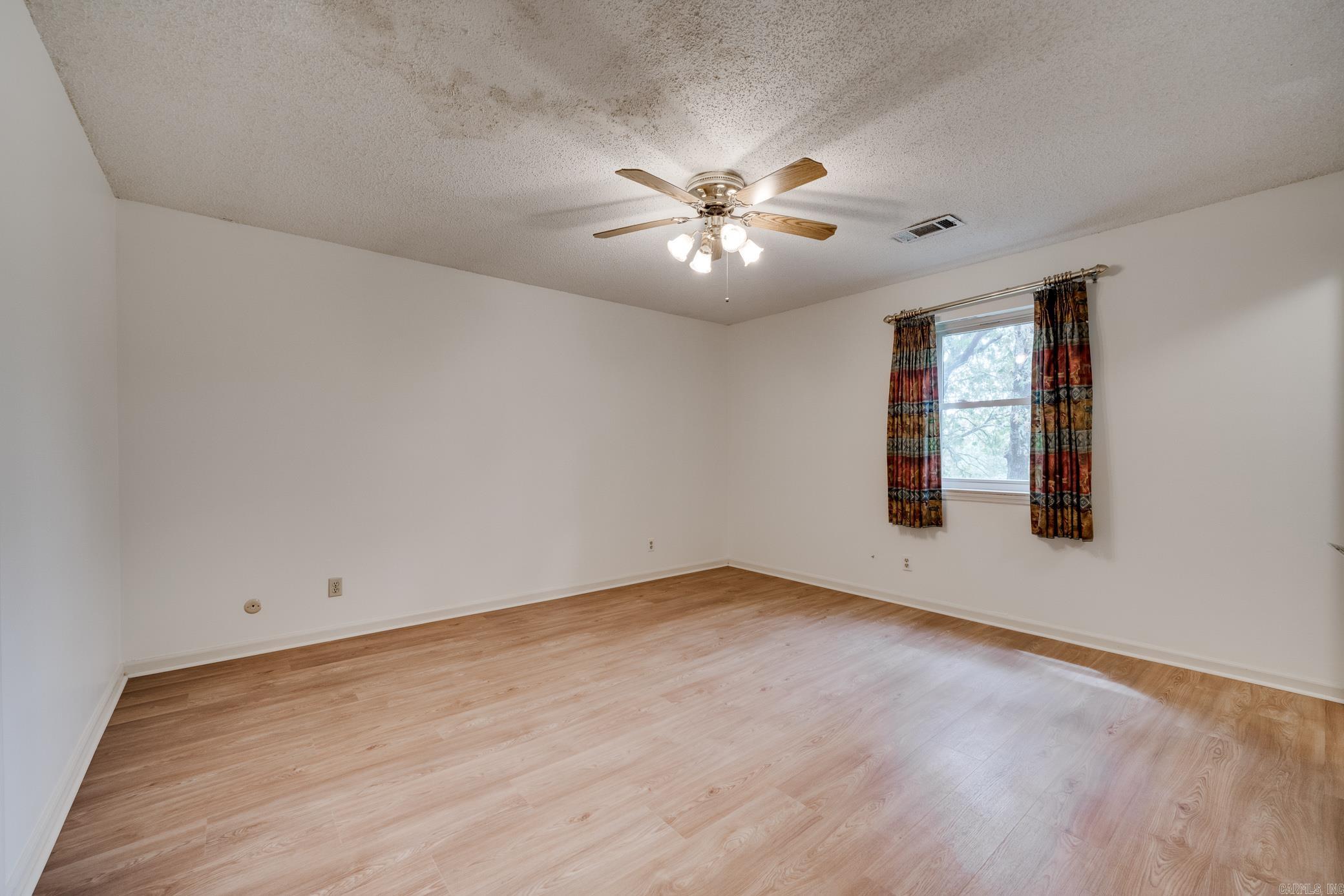 SANDALWOOD - Residential