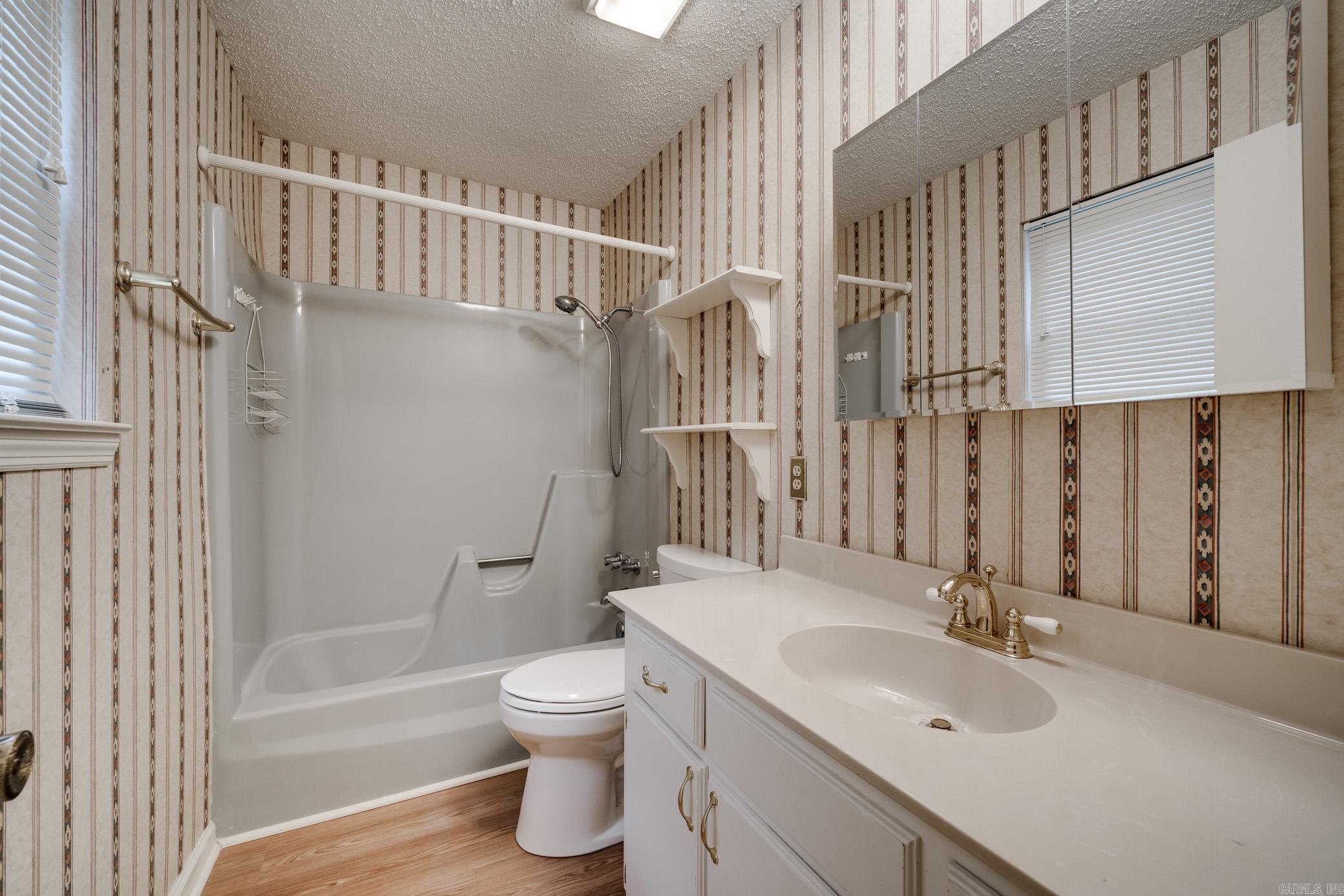 SANDALWOOD - Residential