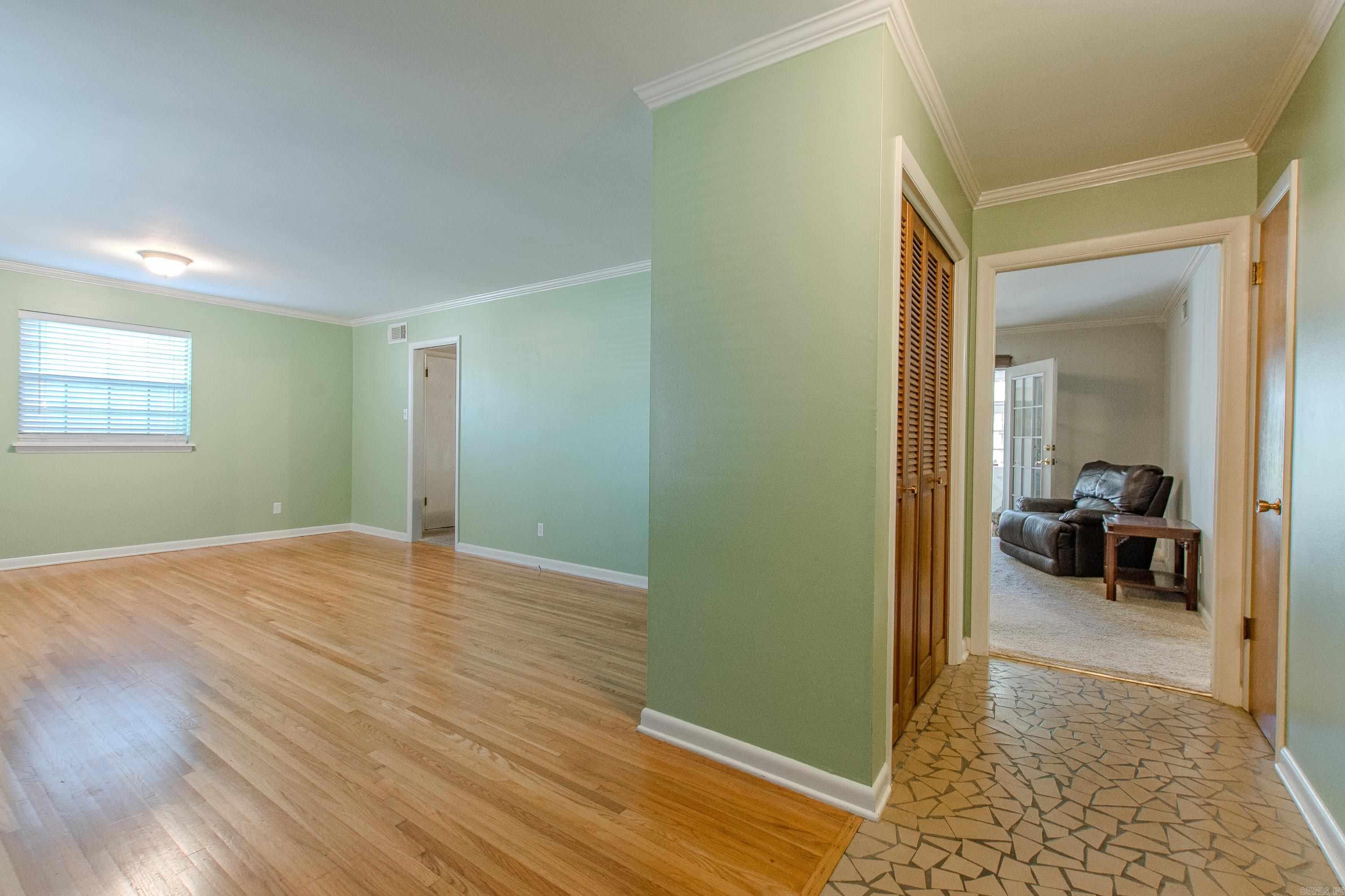 BRIARWOOD - Residential