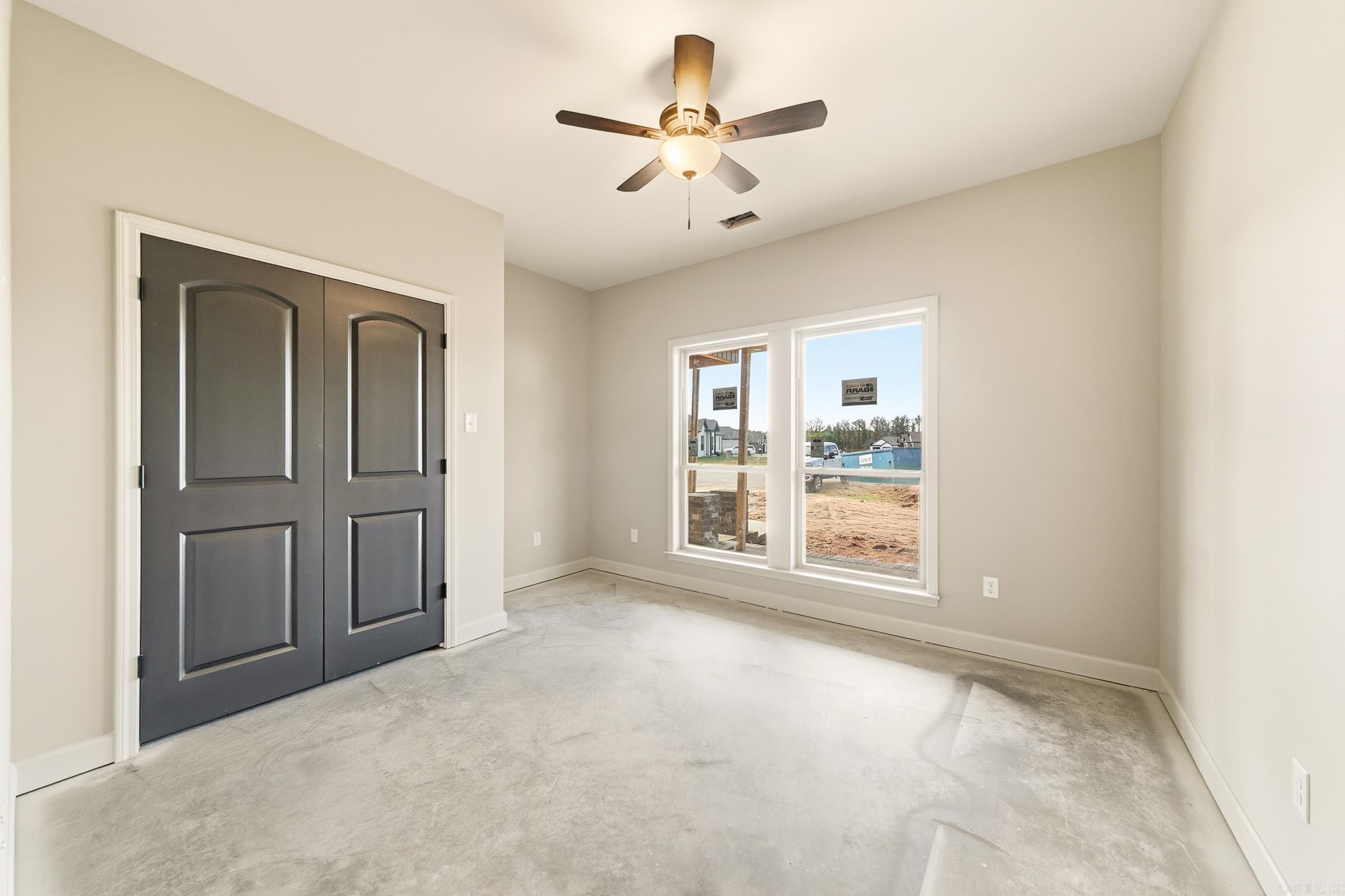 MOUNT TABOR ESTATES - Residential