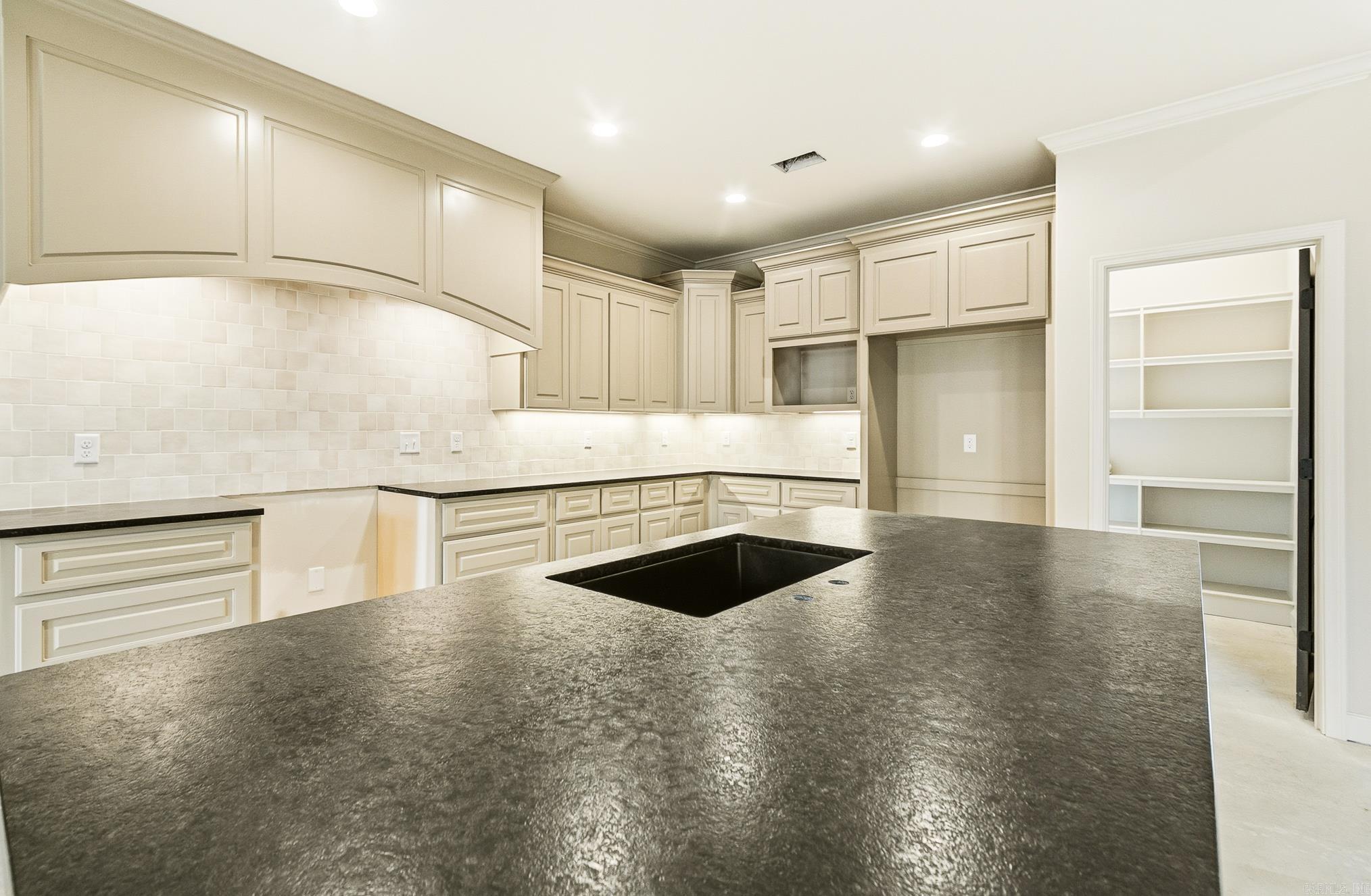 MOUNT TABOR ESTATES - Residential