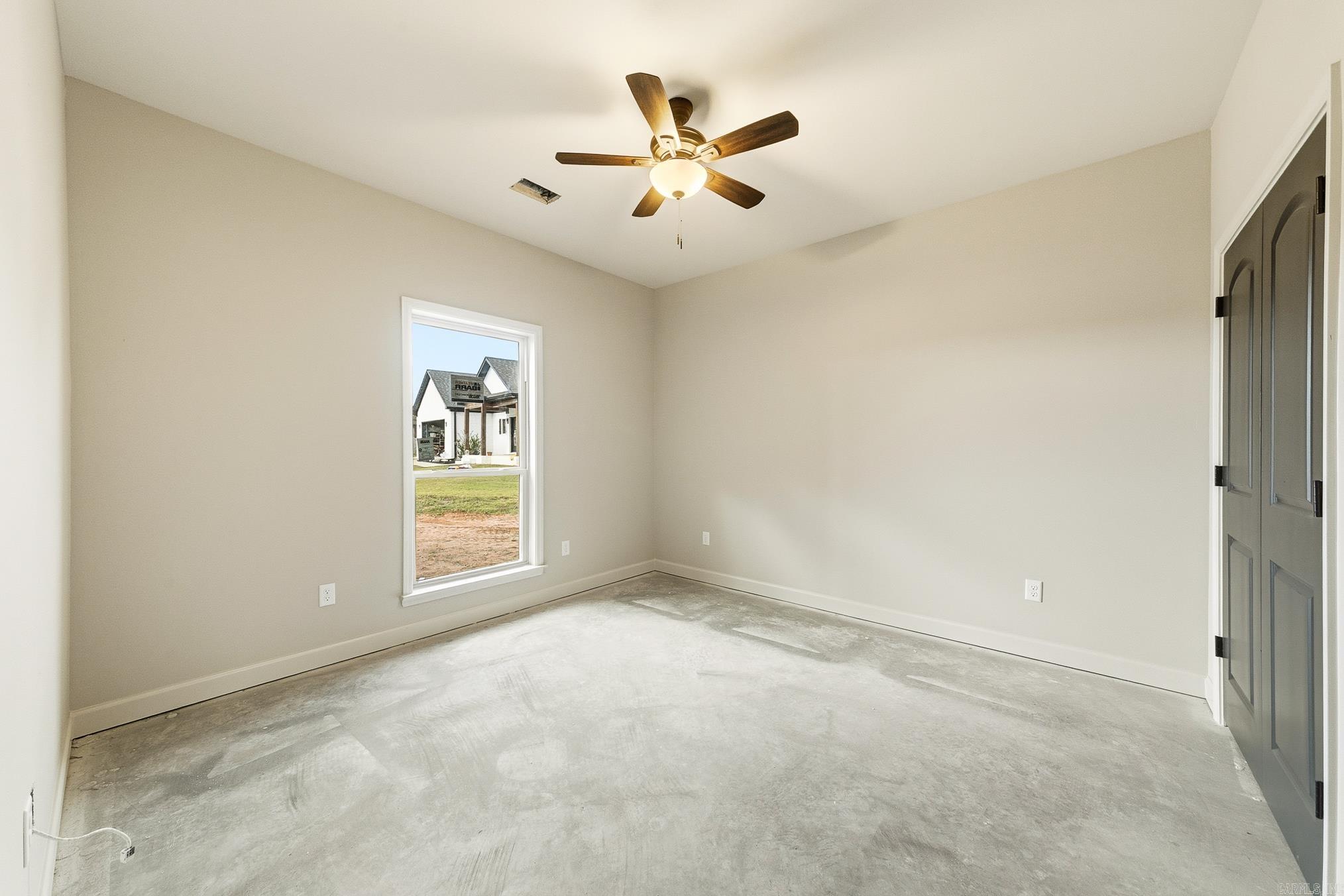 MOUNT TABOR ESTATES - Residential