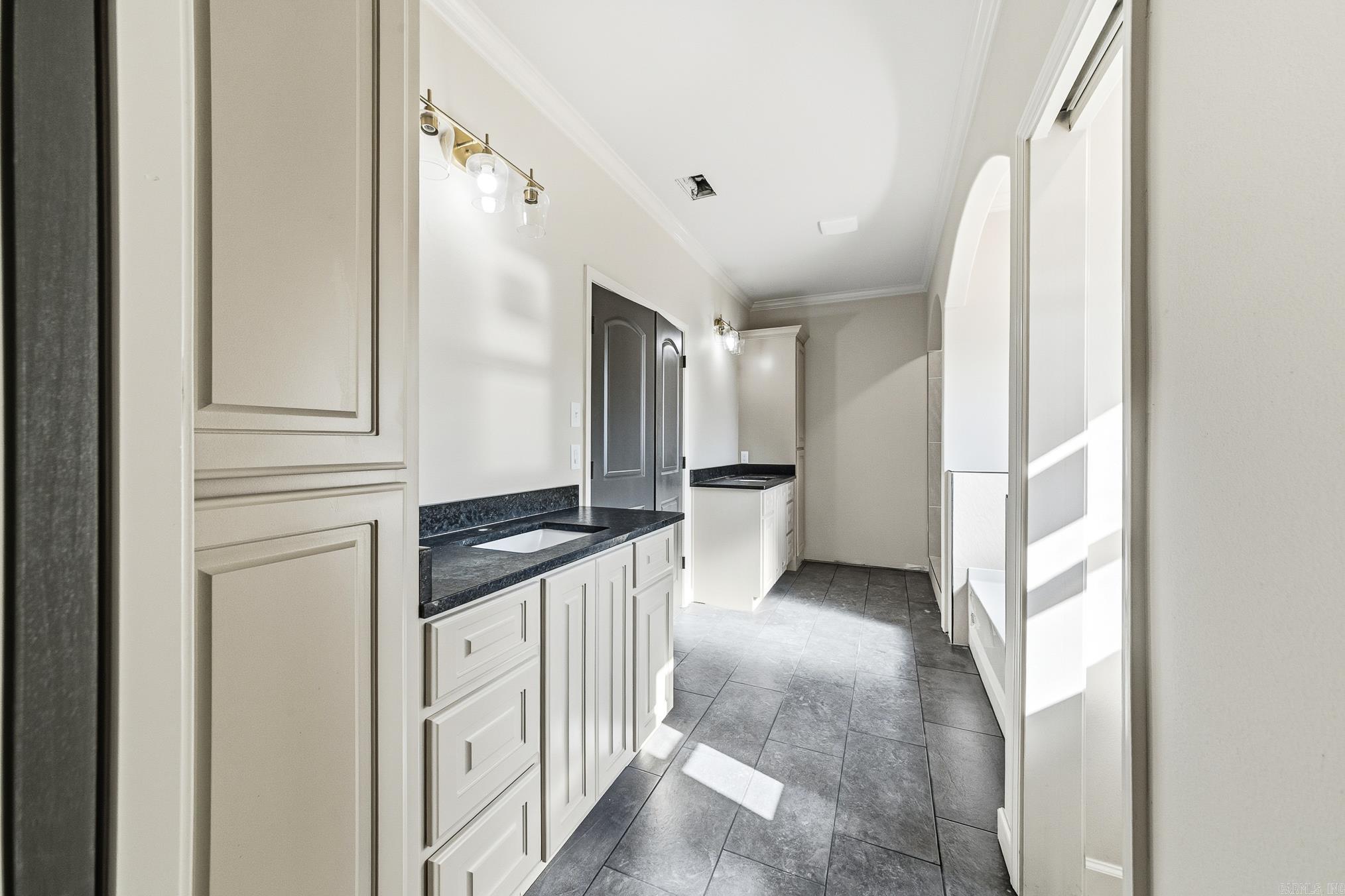 MOUNT TABOR ESTATES - Residential