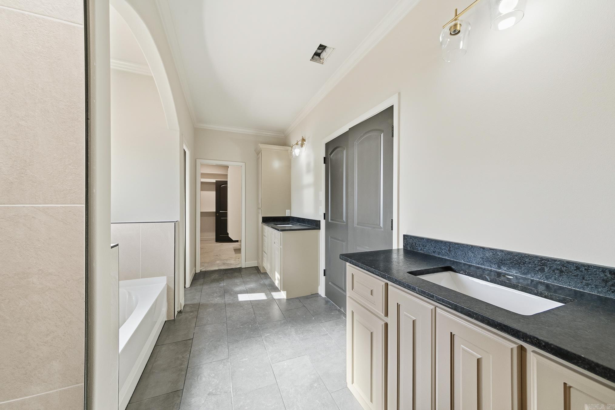 MOUNT TABOR ESTATES - Residential