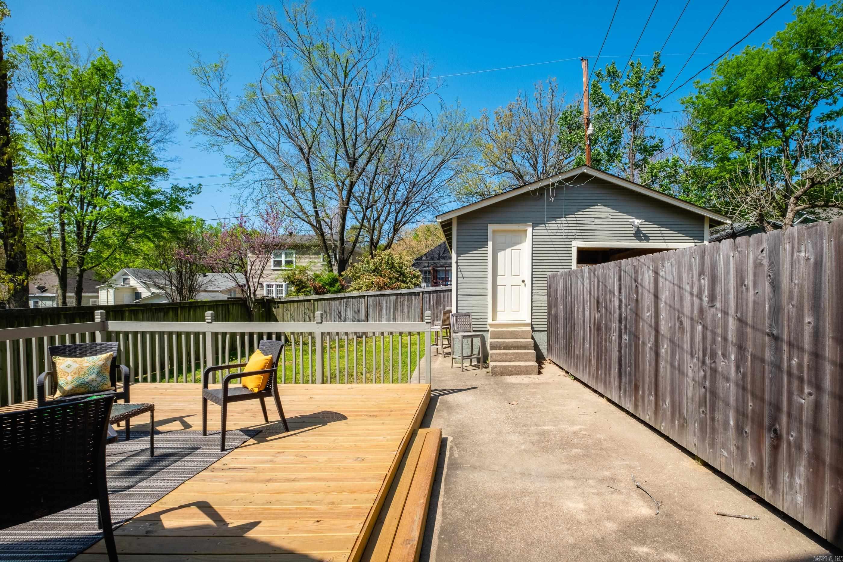 RIFFEL & RHOTEN RIDGELAND - Residential