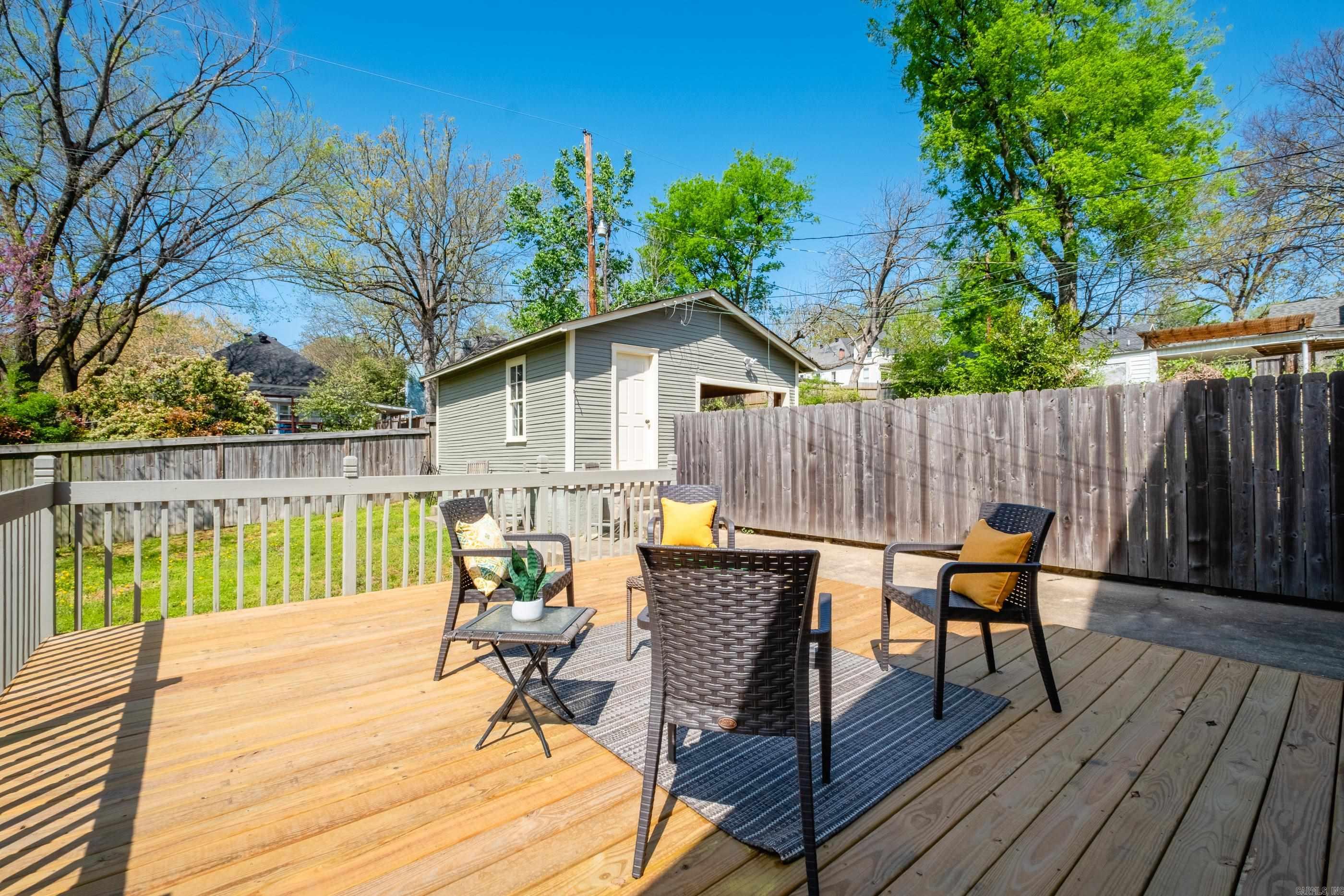 RIFFEL & RHOTEN RIDGELAND - Residential